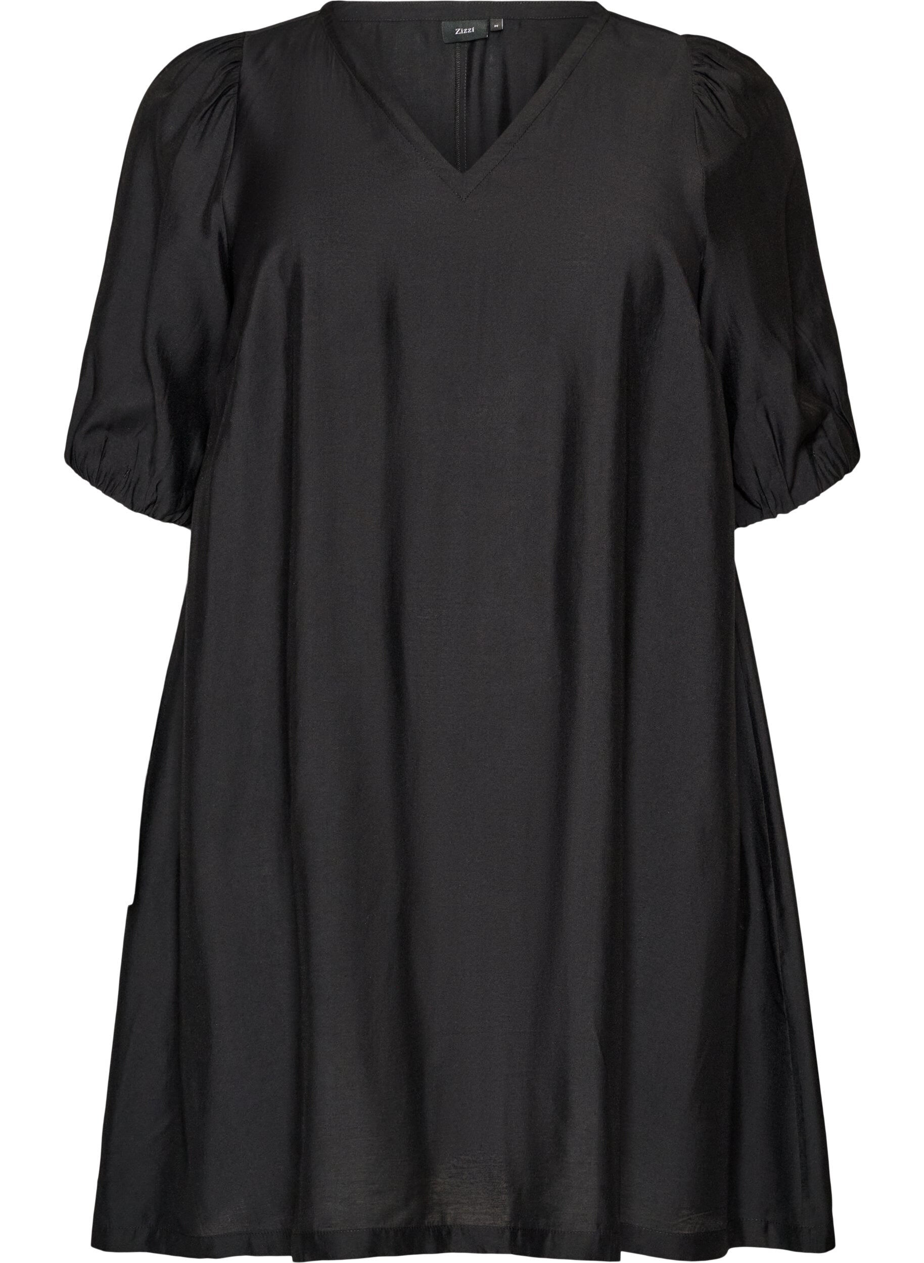 Robe courte coupe &eacute;vas&eacute;e avec col en V