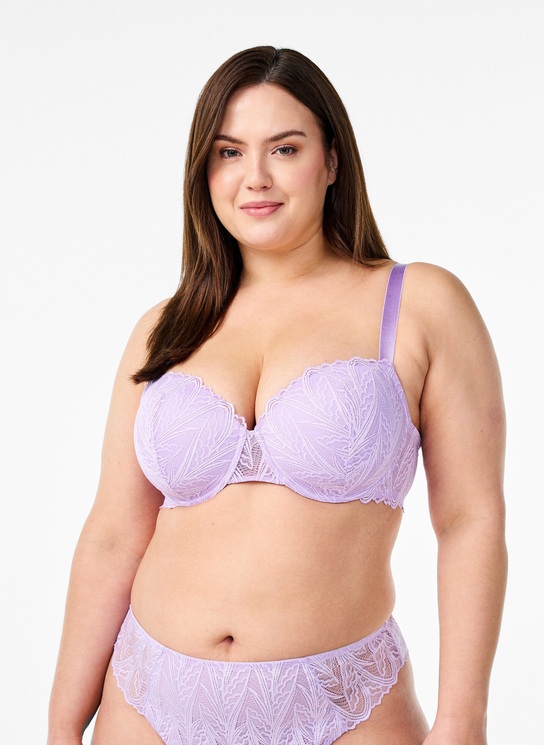 Zizzi Soutien-gorge en dentelle moul&eacute; avec armatures, Mauve, Model image number 0