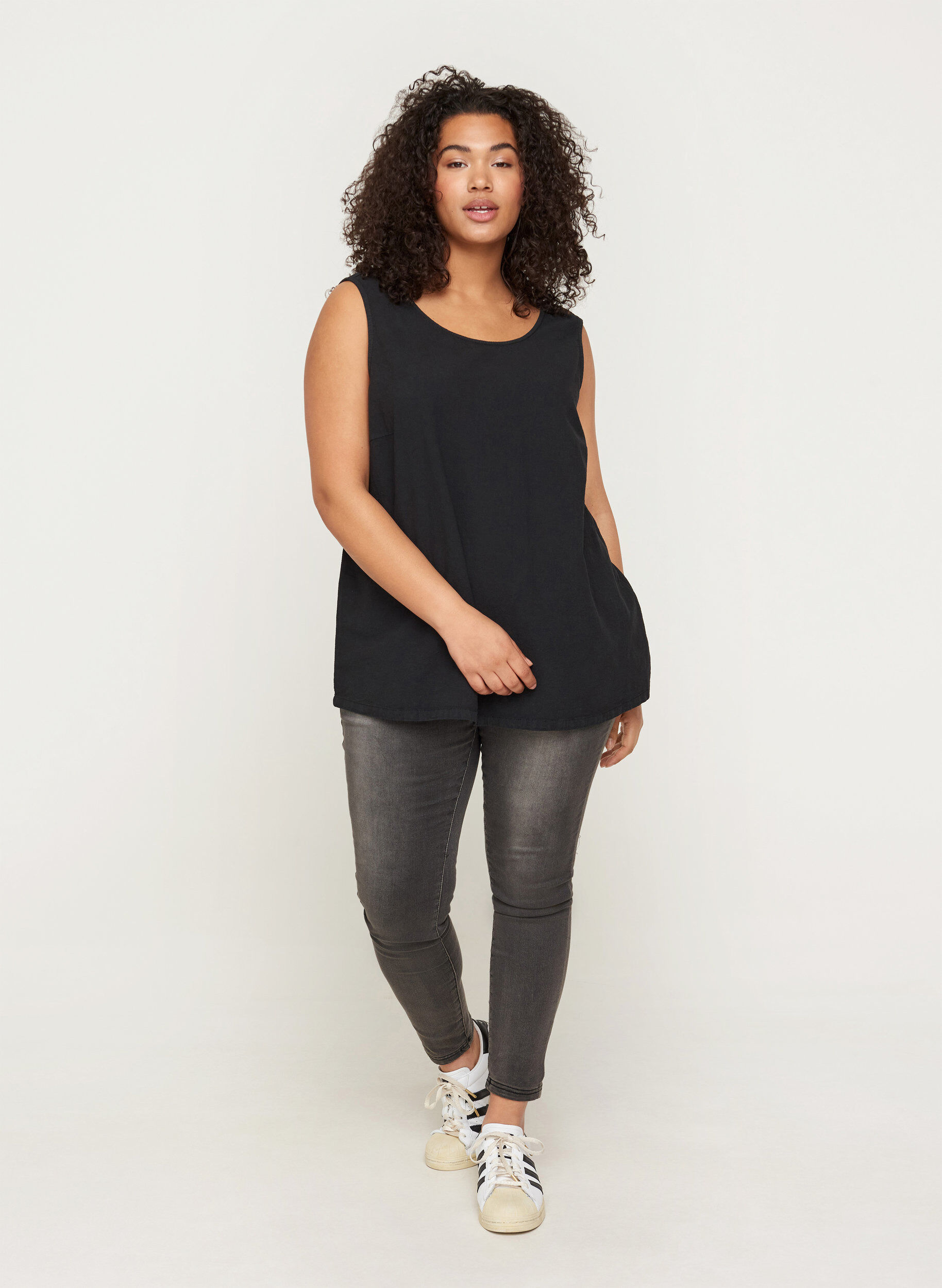 Zizzi Haut sans manches en coton, Black, Model image number 2