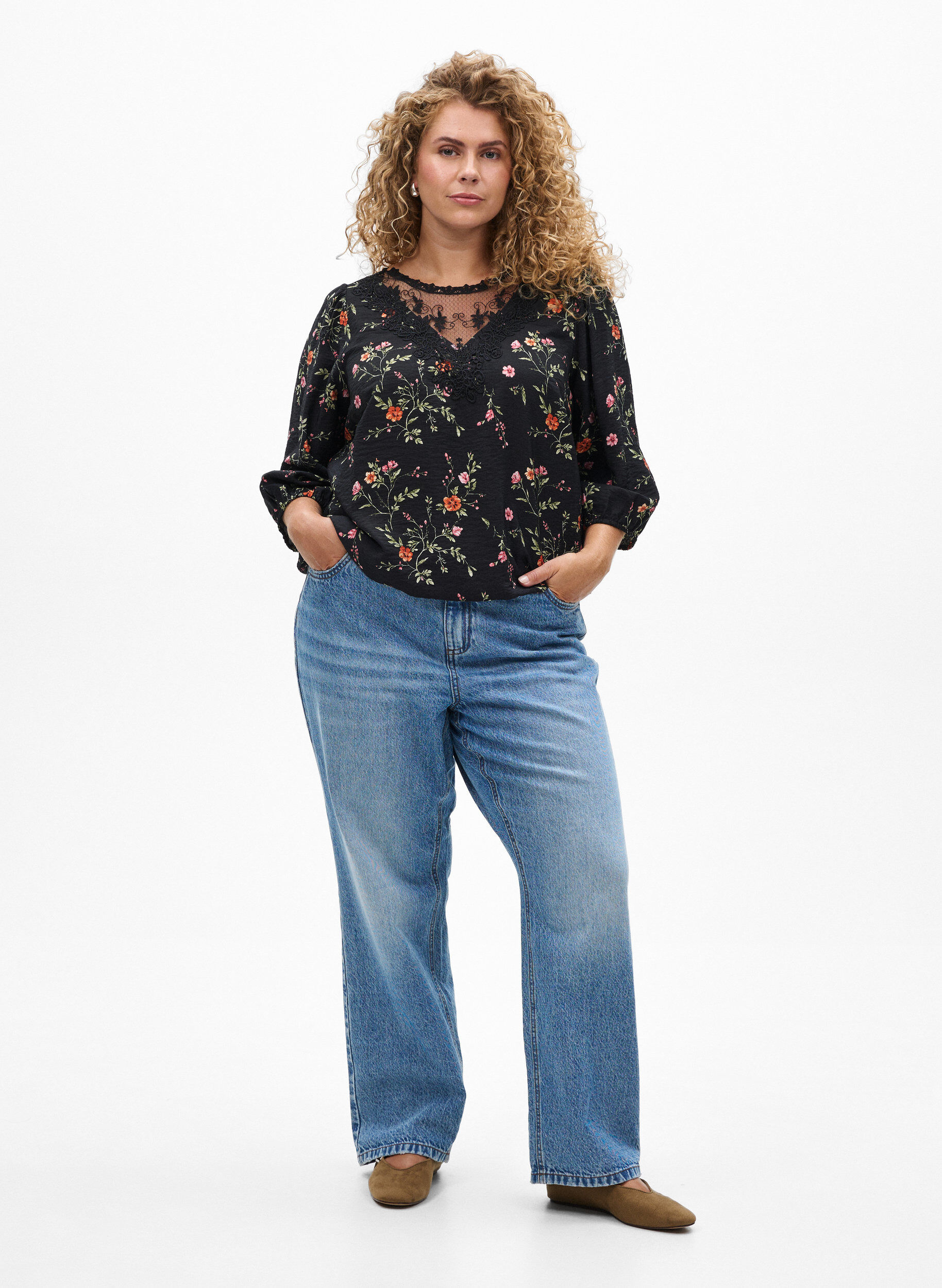 ZizziBlouse avec manches 3/4 et d&eacute;tails en dentelle, Noir, Model image number 1