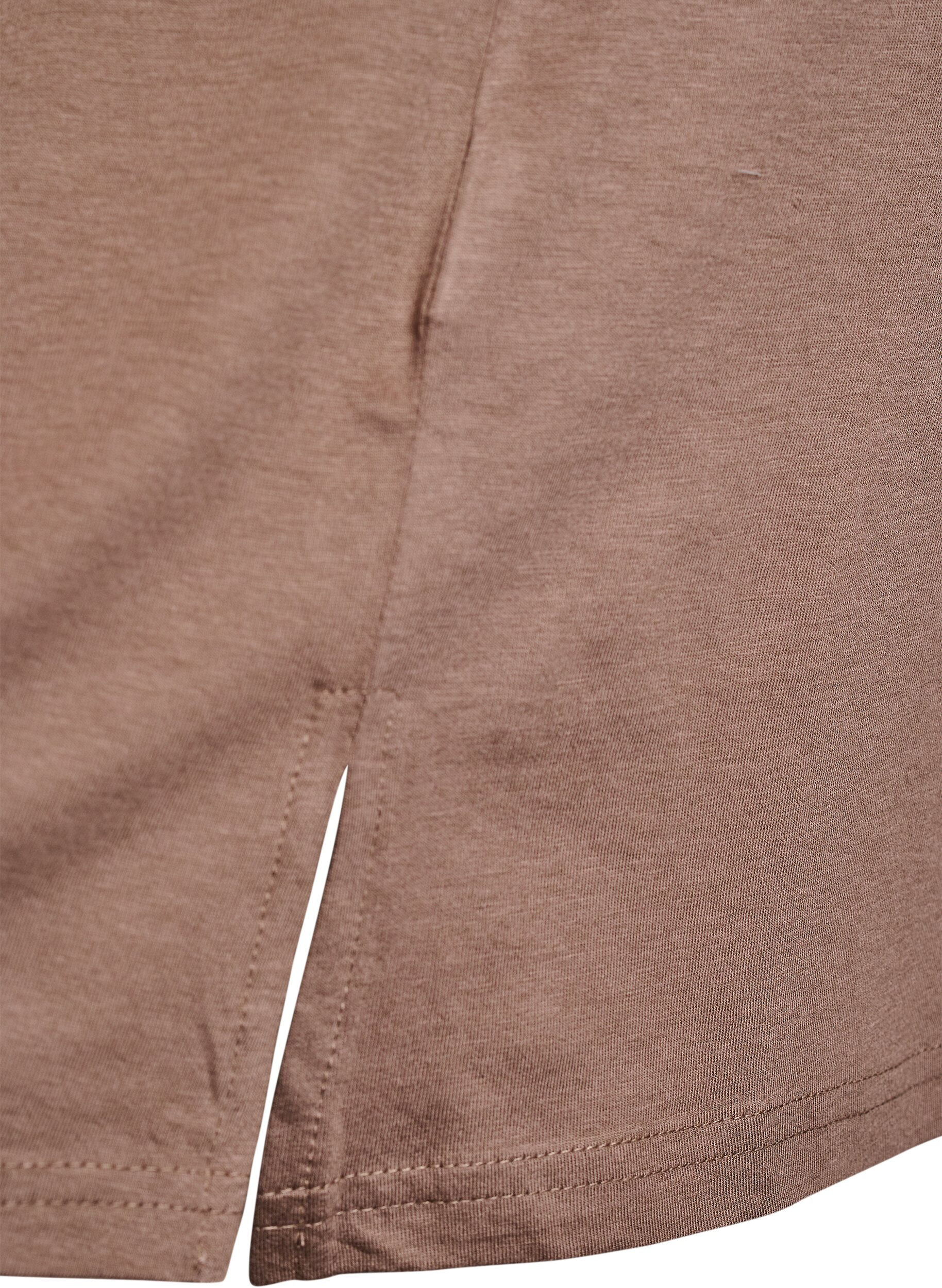 Zizzi T-shirt &agrave; col en V surdimensionn&eacute; de couleur unie, Marron, Packshot image number 3