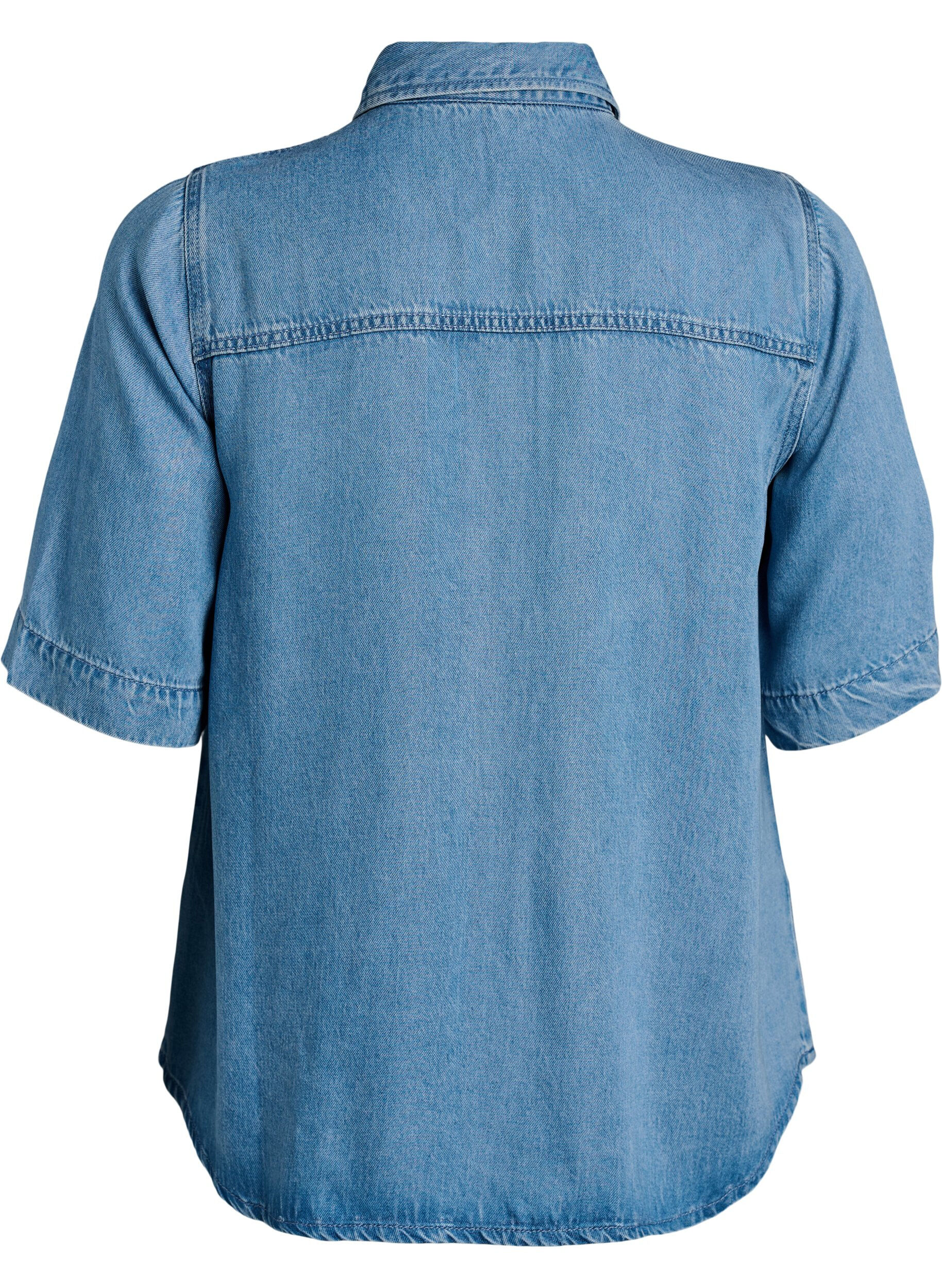 Zizzi Chemise &agrave; manches courtes aspect denim en lyocell, Bleu Clair, Packshot image number 1
