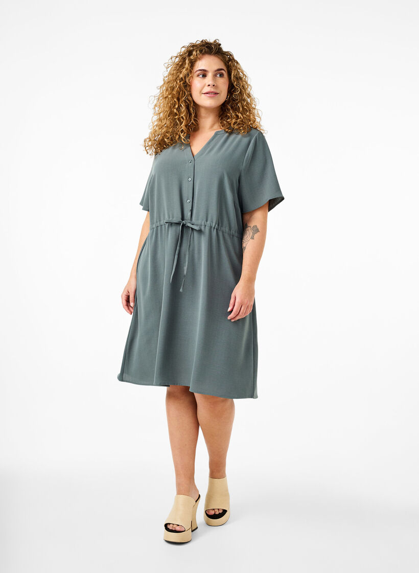 Robe à manches courtes avec ceinture à nouer, Balsam Green, Model image number 2