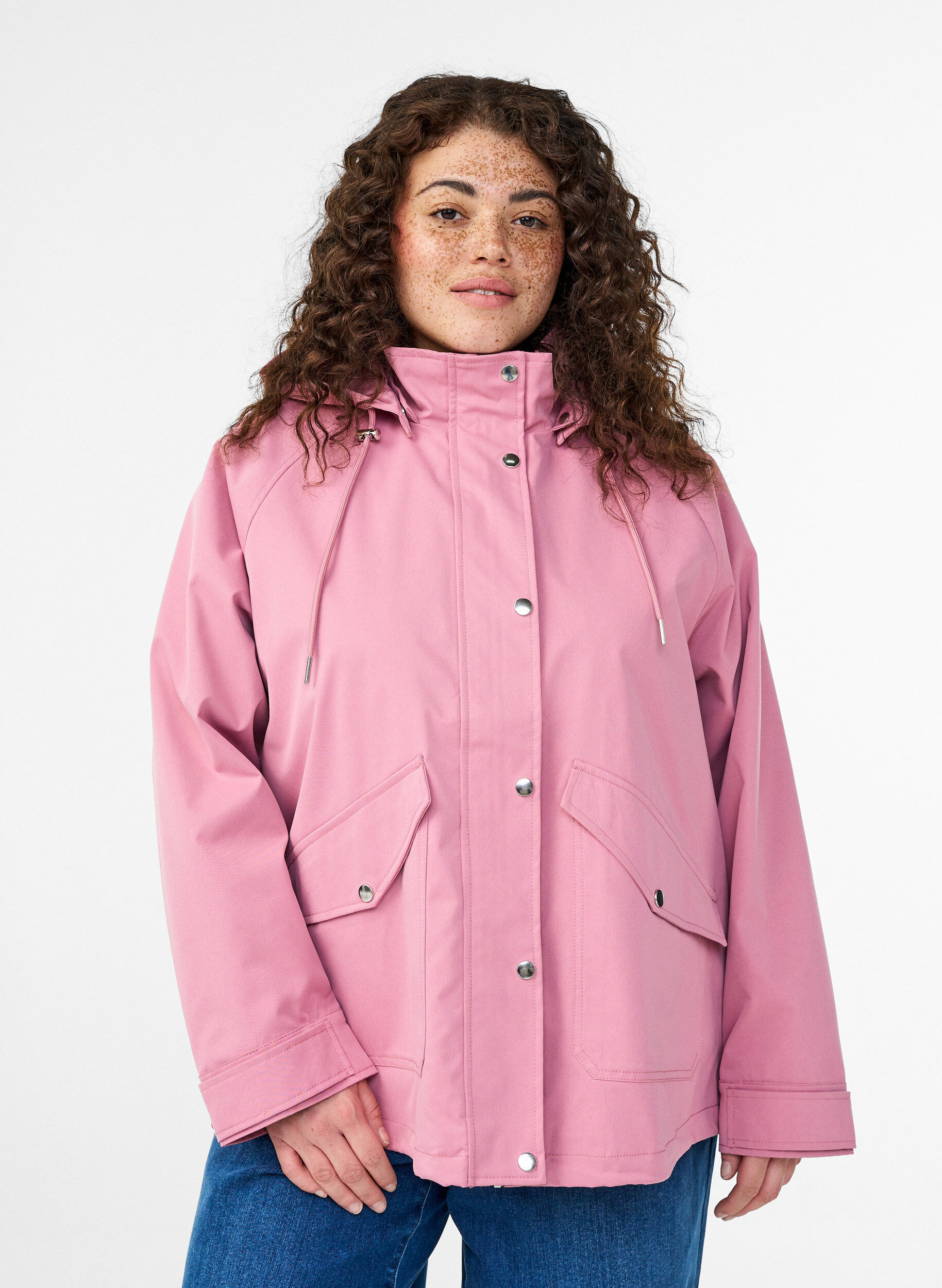 Veste courte de printemps avec capuche amovible, Rose, Model