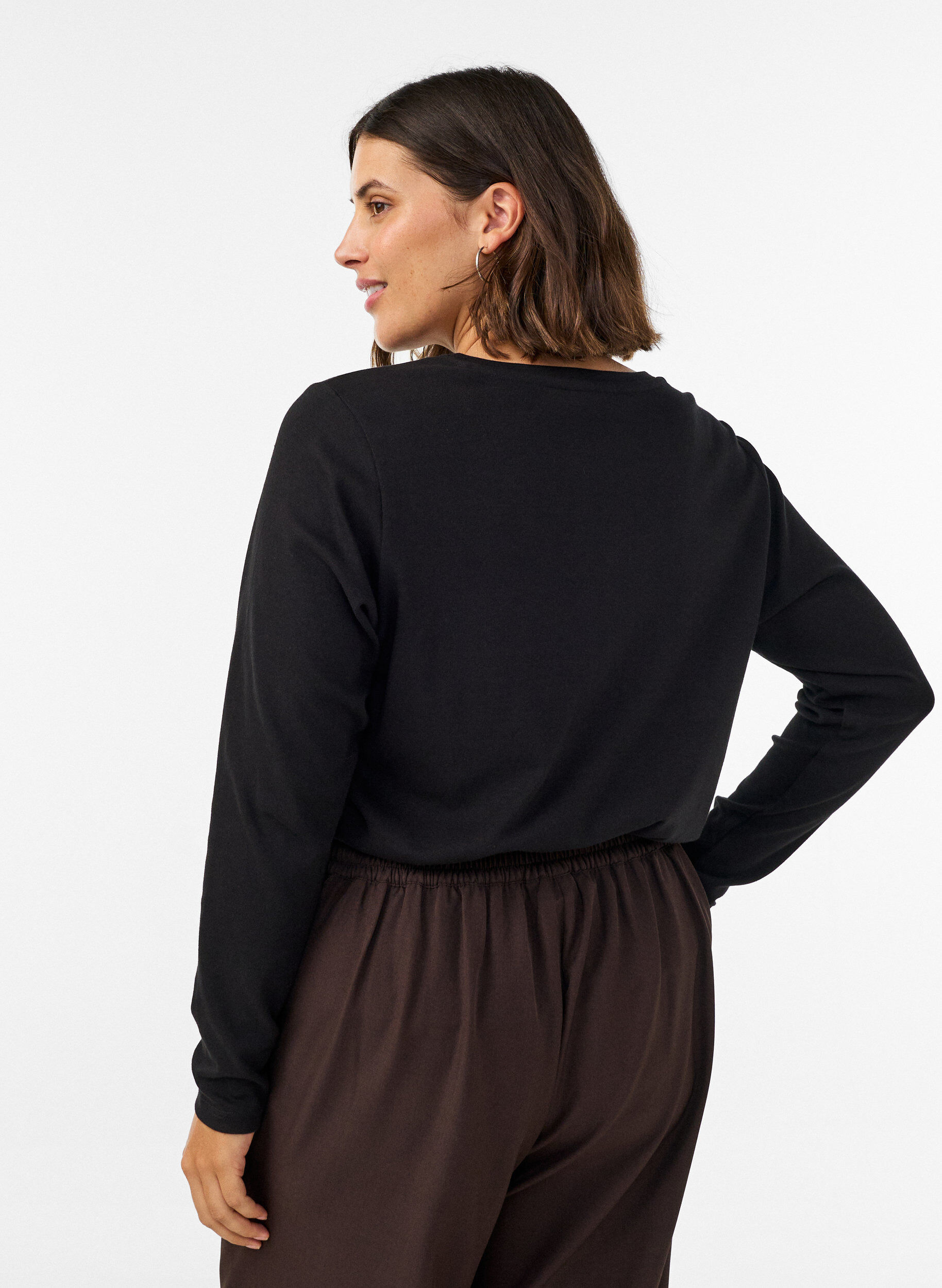 ZizziT-shirt basique &agrave; manches longues et col rond, Noir, Model image number 2