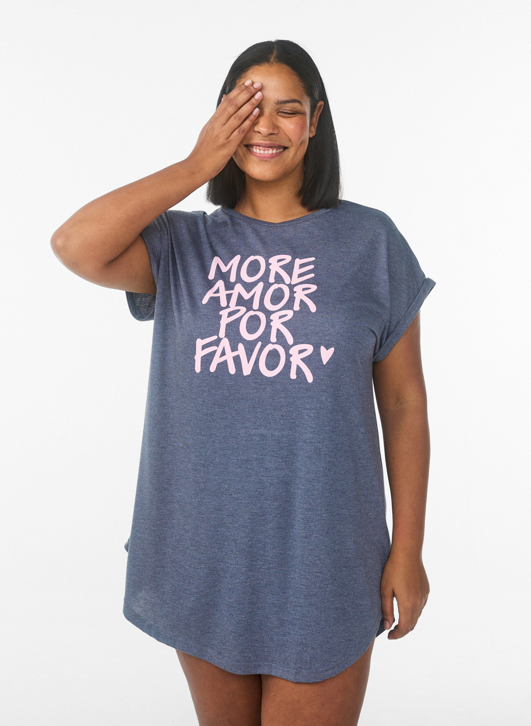 Chemise de nuit &agrave; manches courtes avec imprim&eacute; de texte, Gris bleut&eacute;, Model