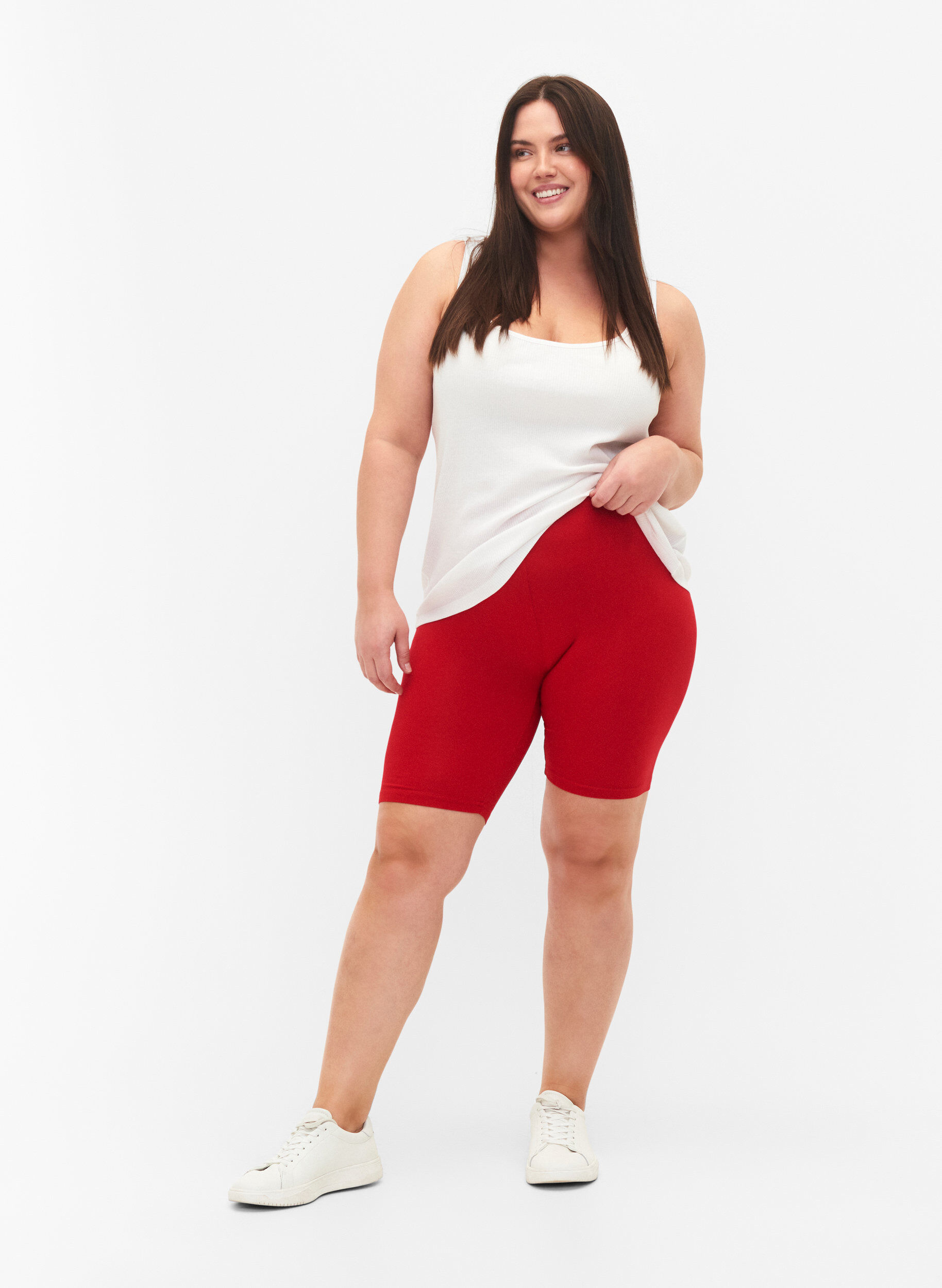 ZizziShort cycliste de base de couleur unie, Rouge, Model image number 1