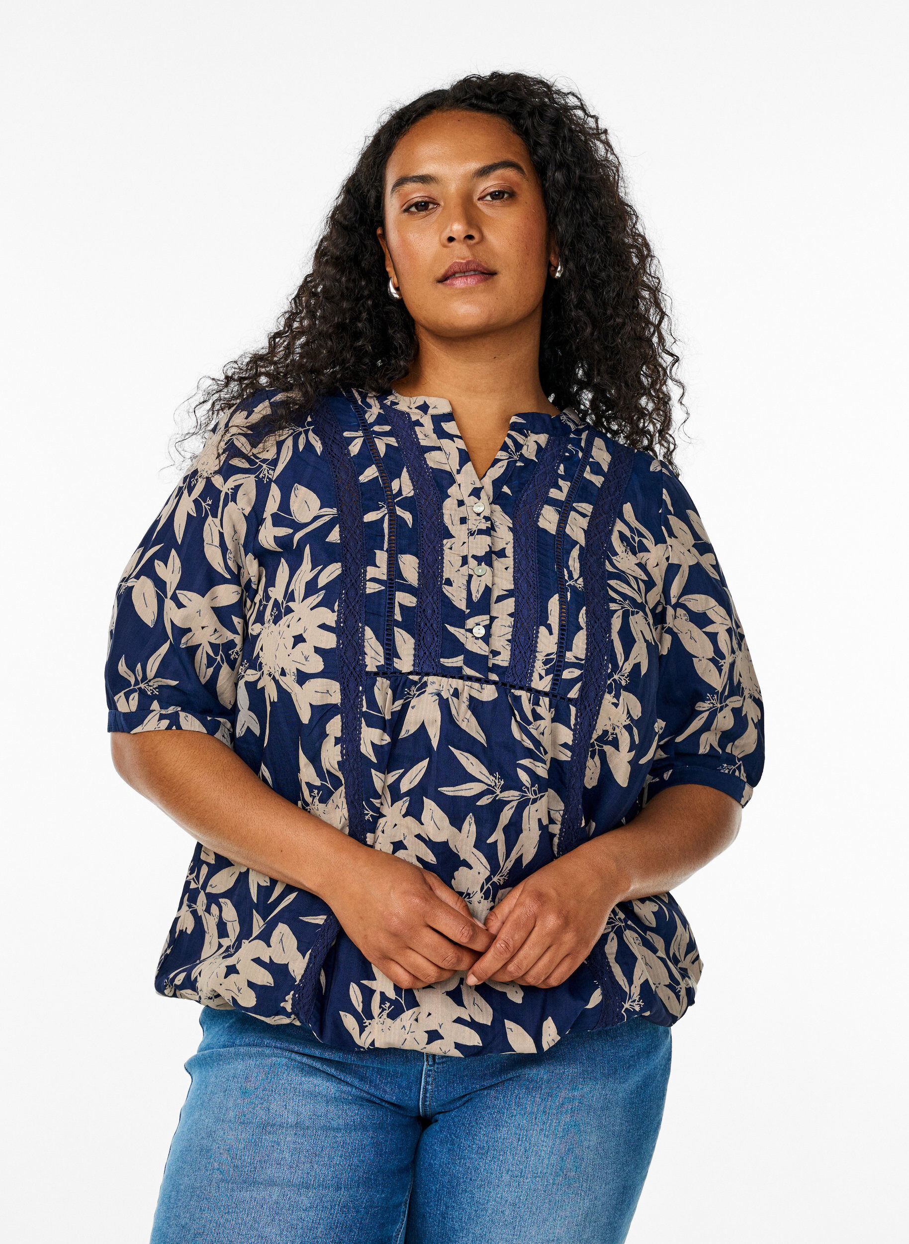 Zizzi Blouse imprim&eacute;e &agrave; manches 1/2, Bleu, Model image number 0