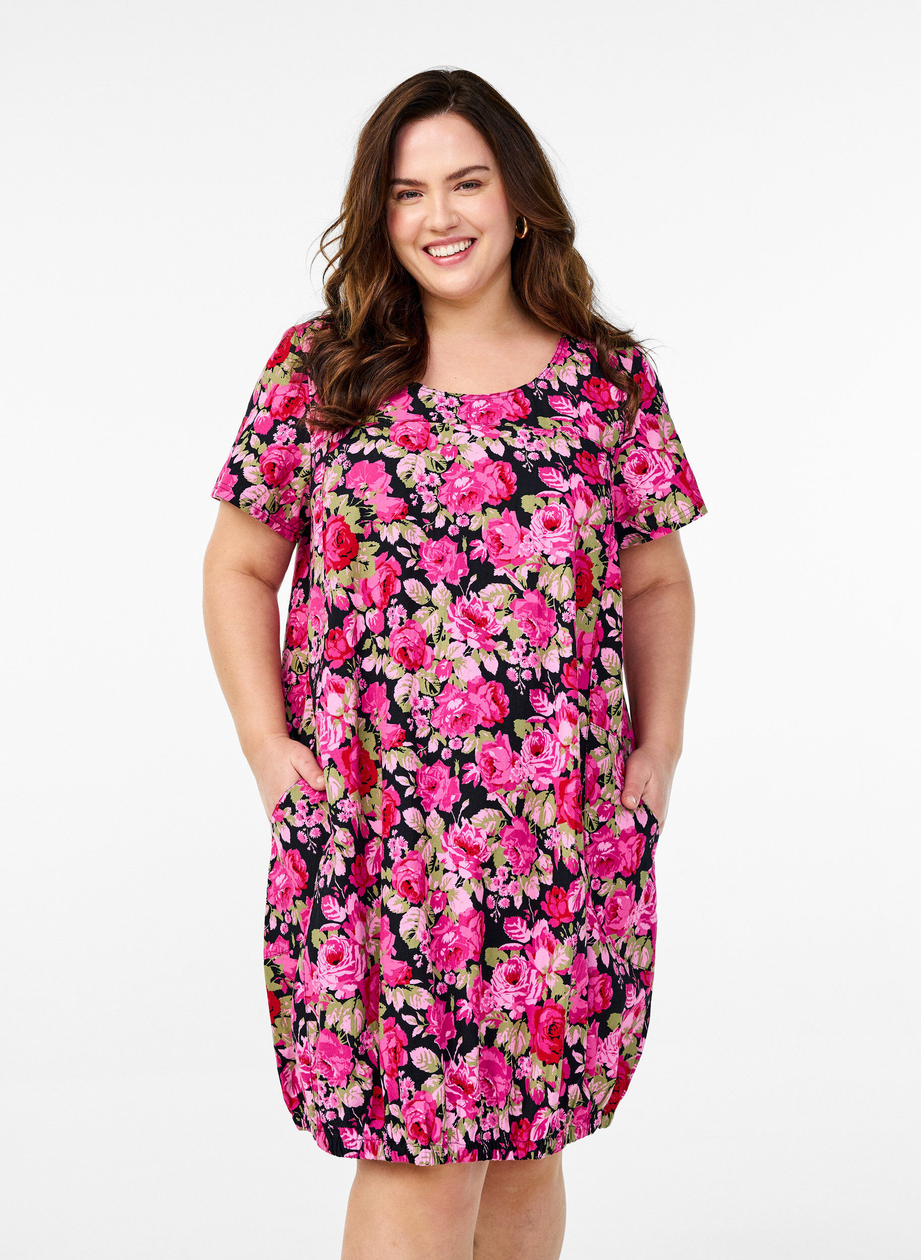 Robe en coton &agrave; manches courtes avec imprim&eacute;, Noir, Model