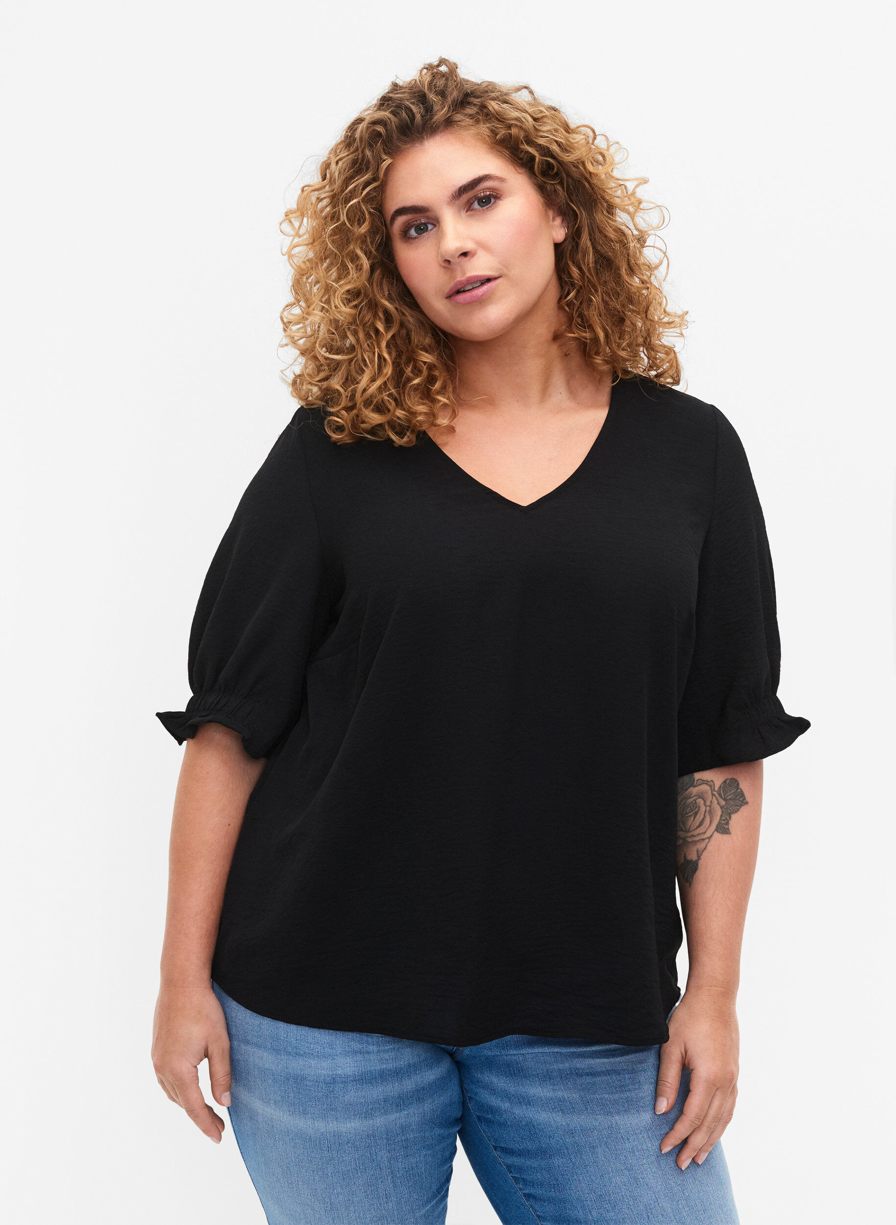 ZizziBlouse avec col en V , Black, Model image number 0