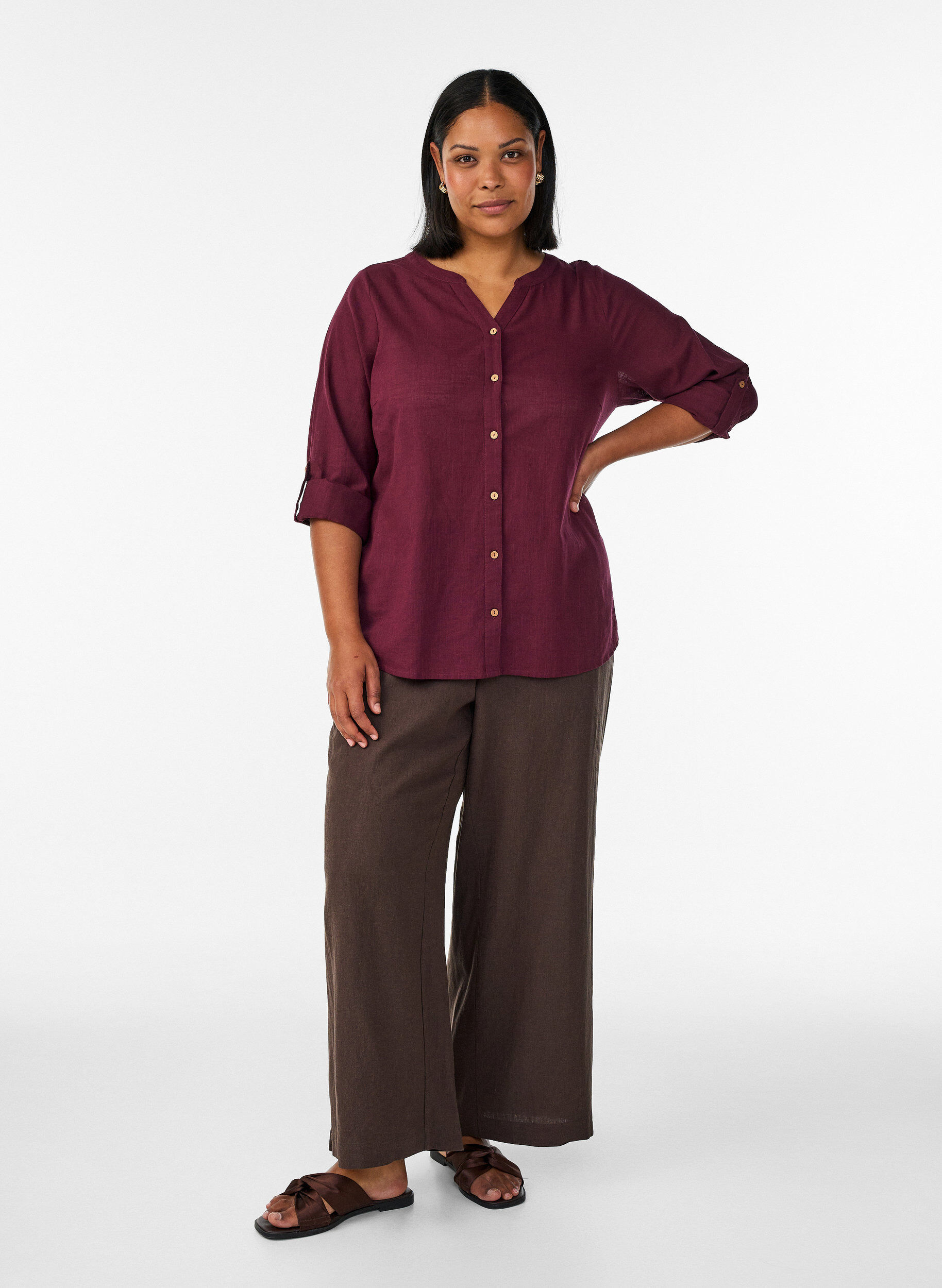 Pantalon large en lin et viscose, Marron, Model