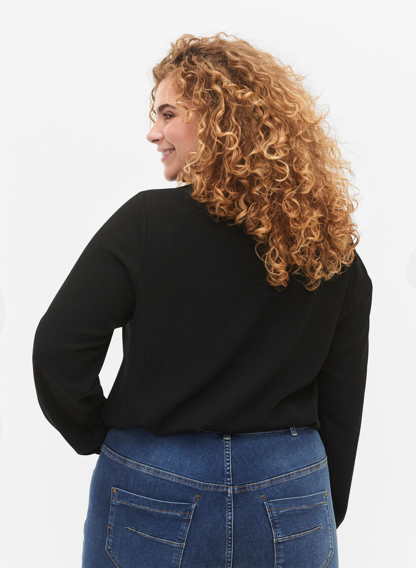 Blouse avec col en V et bordure en dentelle, Black, Model image number 1