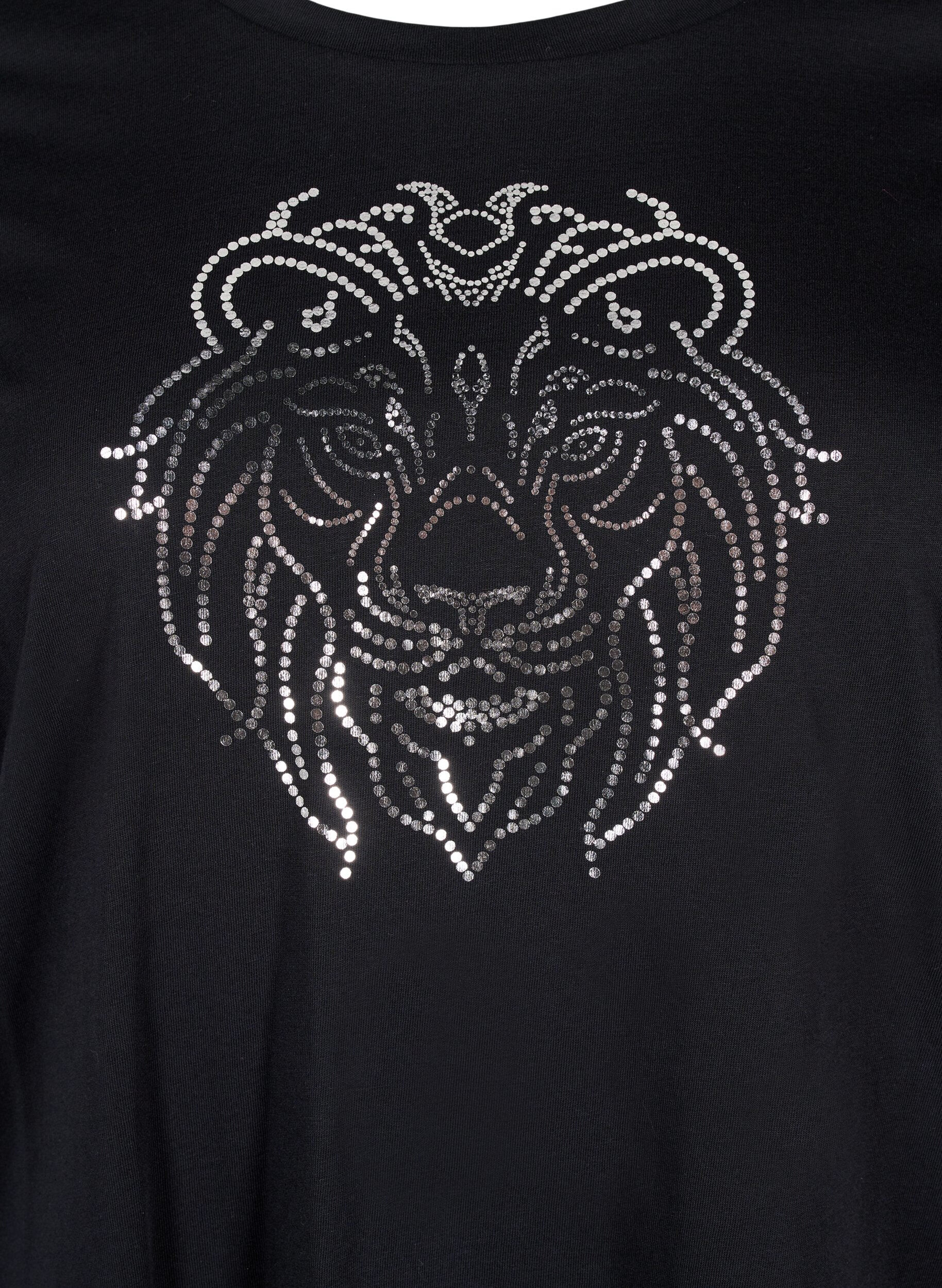 Zizzi T-shirt en coton avec impression, Black w. Silverlion, Packshot image number 2