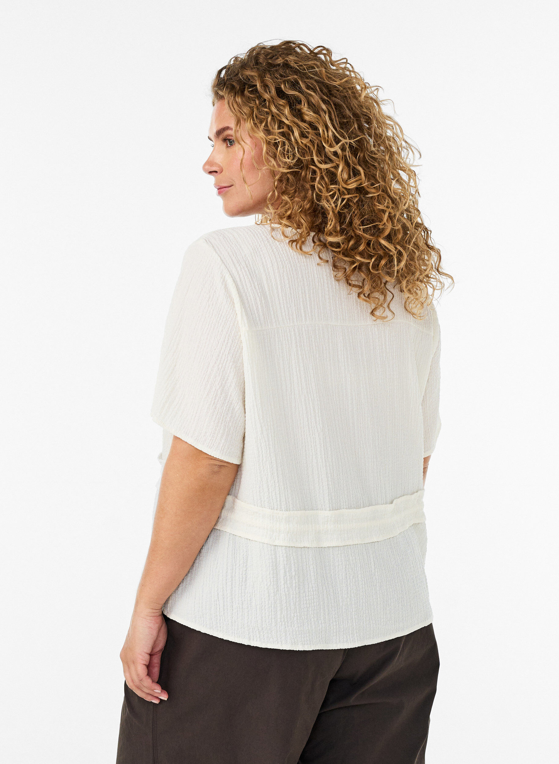 ZizziBlouse avec texture et lien &agrave; la taille, Vanille, Model image number 2