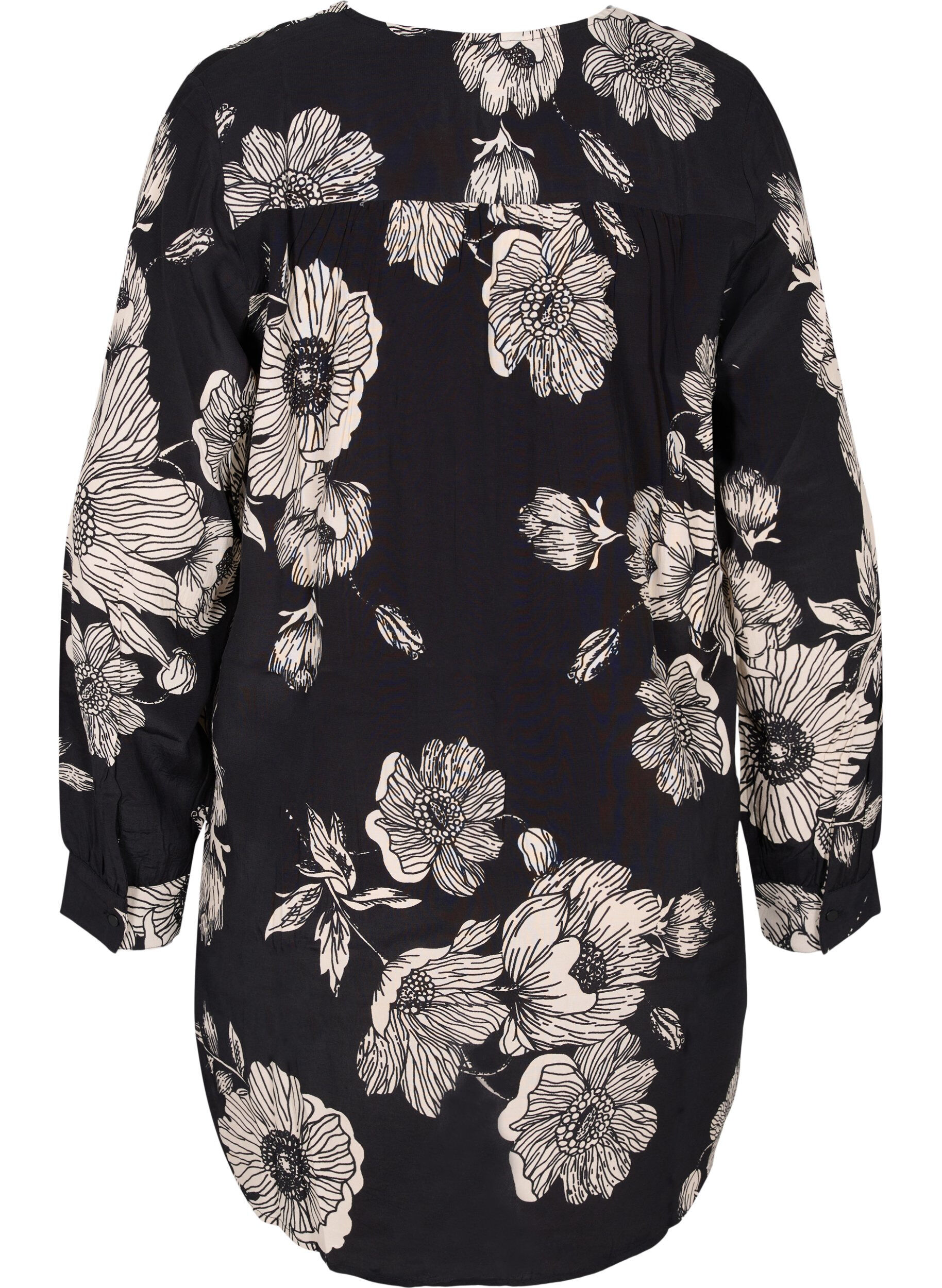 Zizzi Chemise longue en viscose &agrave; fleurs, Black White AOP, Packshot image number 1