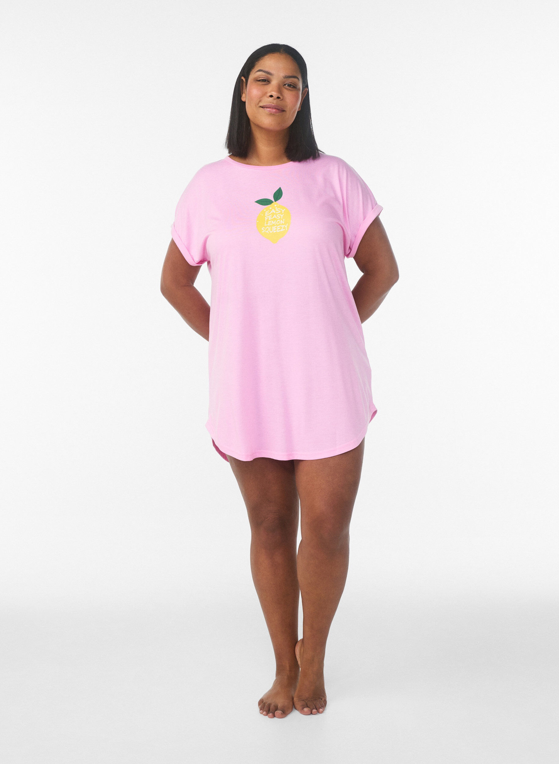 ZizziChemise de nuit &agrave; manches courtes avec imprim&eacute; de texte, Rose, Model image number 1