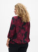 Blouse en viscose &agrave; imprim&eacute; floral et smocks, Bordeaux fonc&eacute;, Model image number 2