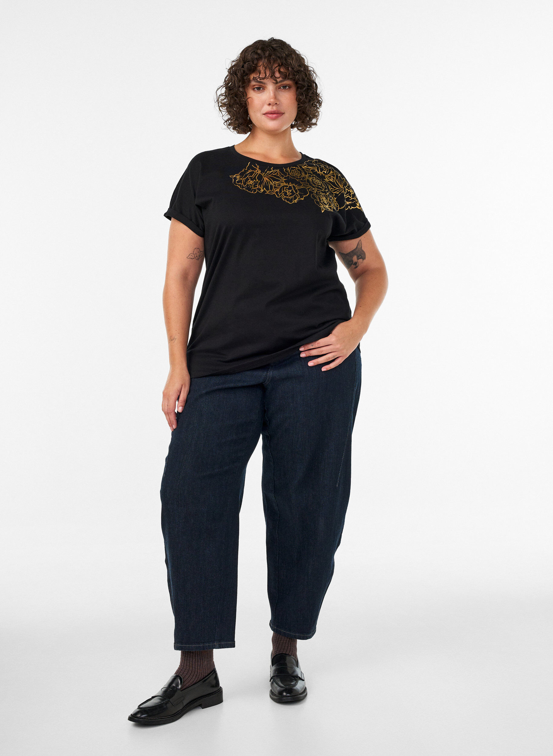 ZizziT-shirt en coton &agrave; imprim&eacute; floral, Noir, Model image number 1