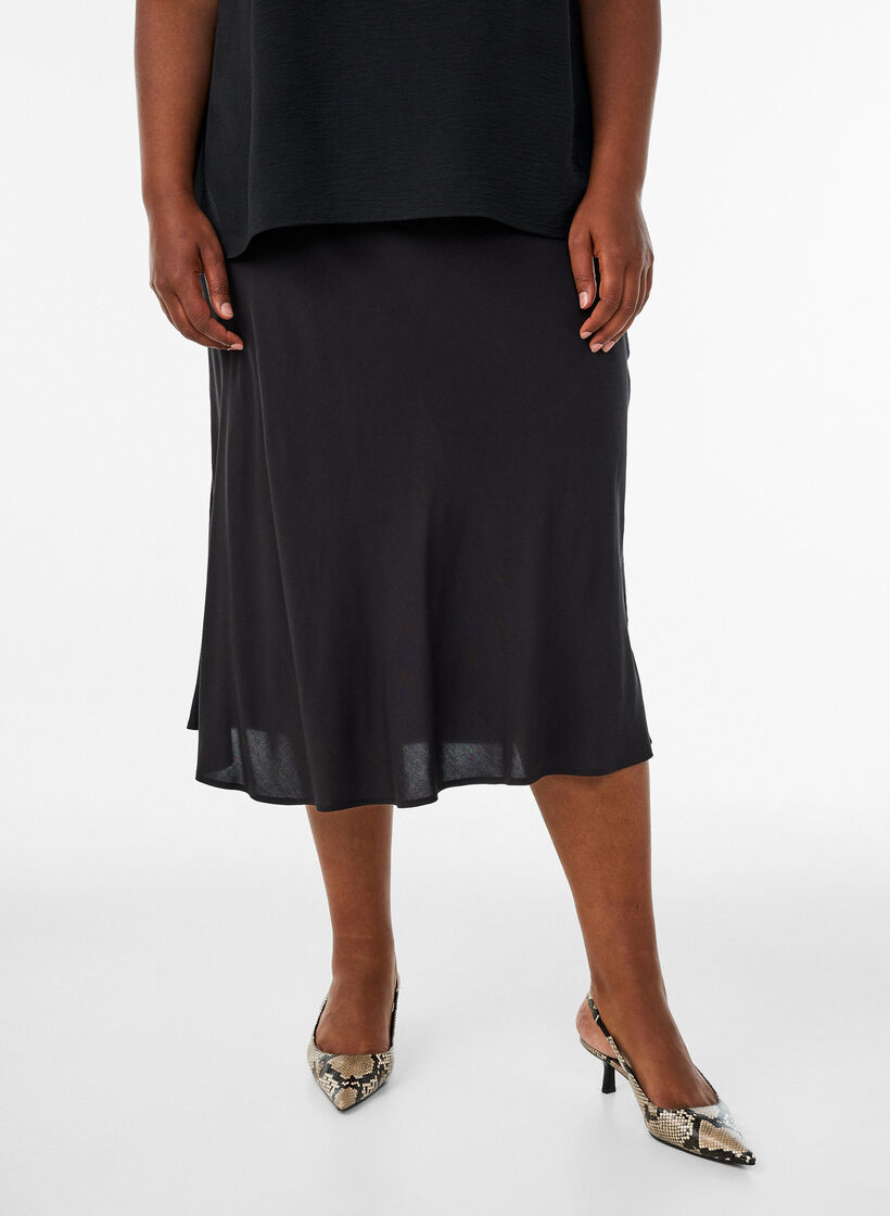Jupe en viscose avec une ceinture &eacute;lastique, Noir, Model image number 0