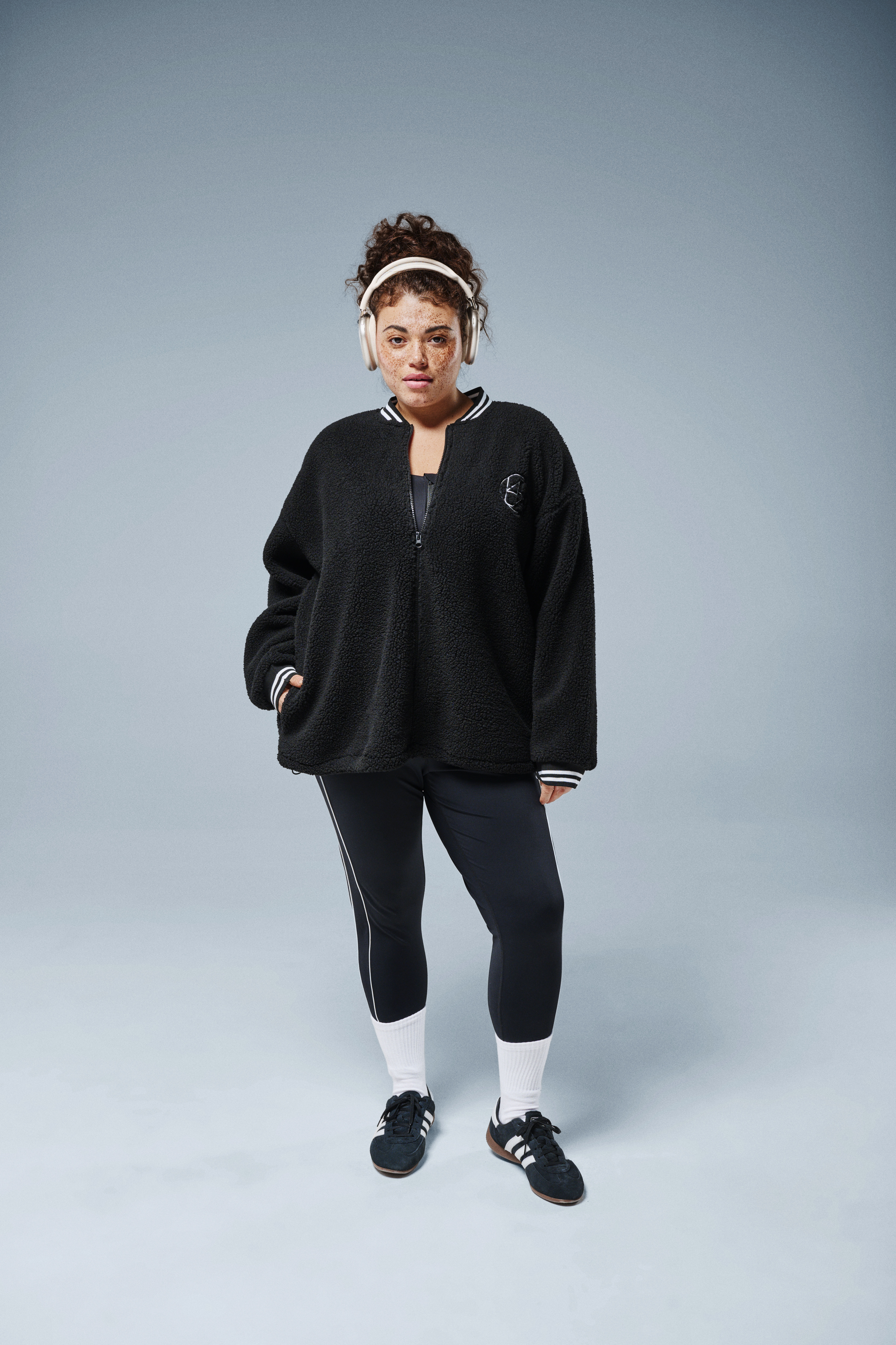 Veste en polaire Teddy avec d&eacute;tails ray&eacute;s, , Model