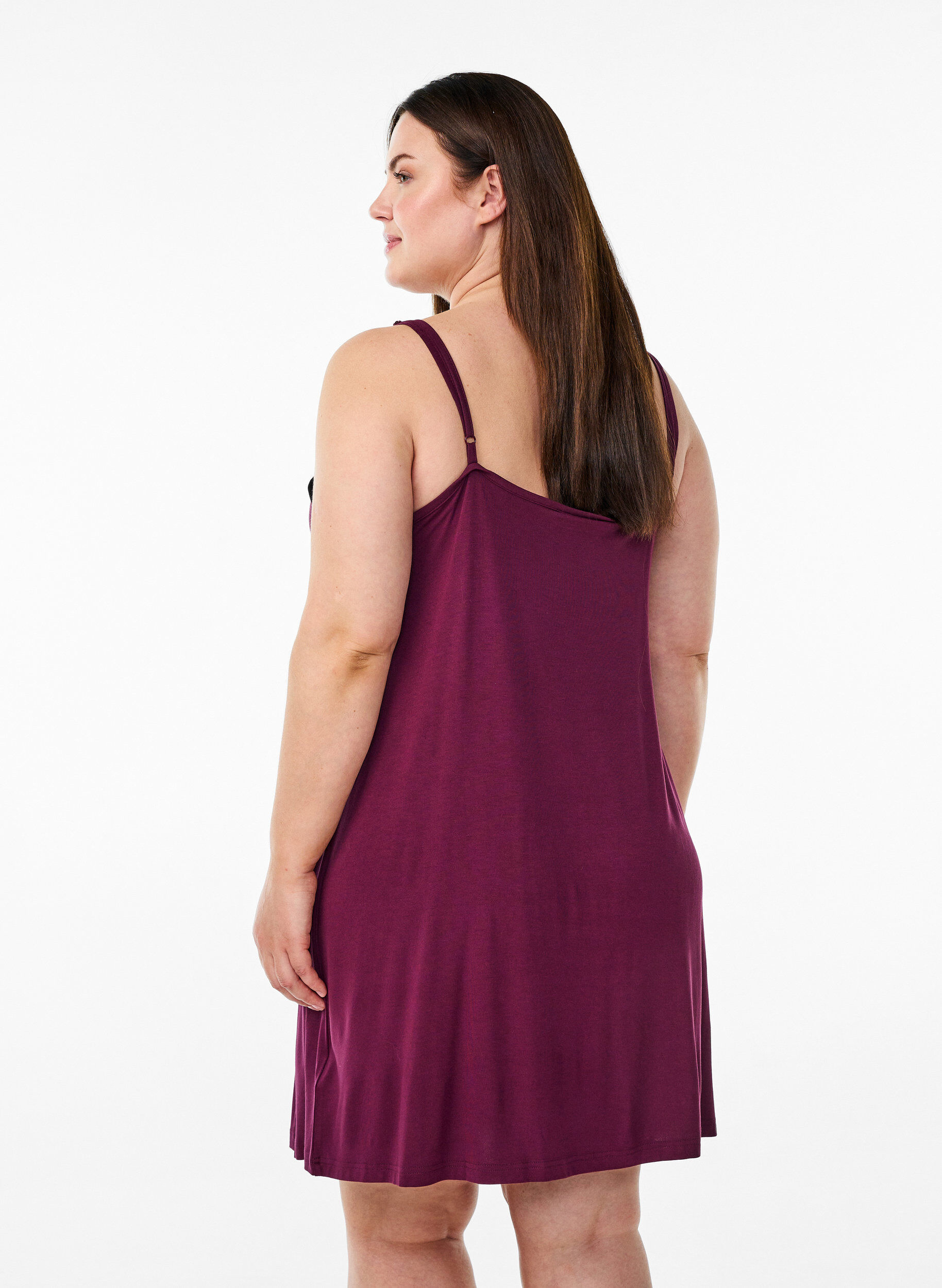 ZizziChemise de nuit avec bord dentelle en viscose, Bordeaux fonc&eacute;, Model image number 2