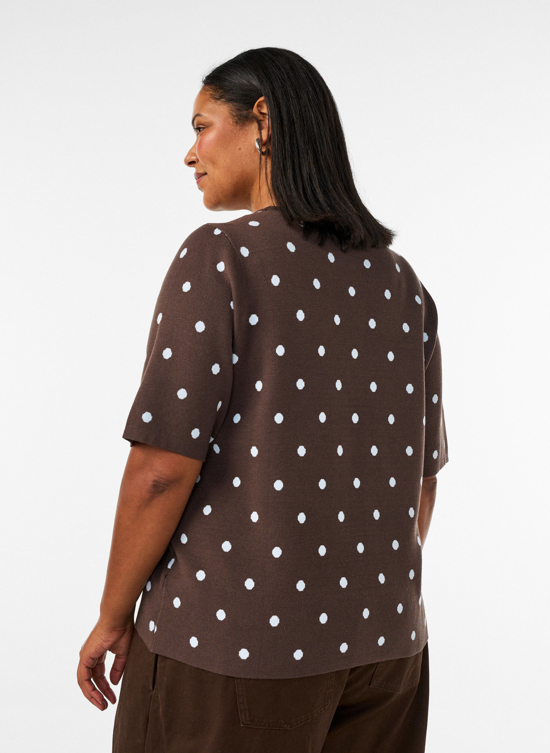 ZizziBlouse en maille &agrave; manches courtes &agrave; pois, Marron, Model image number 2