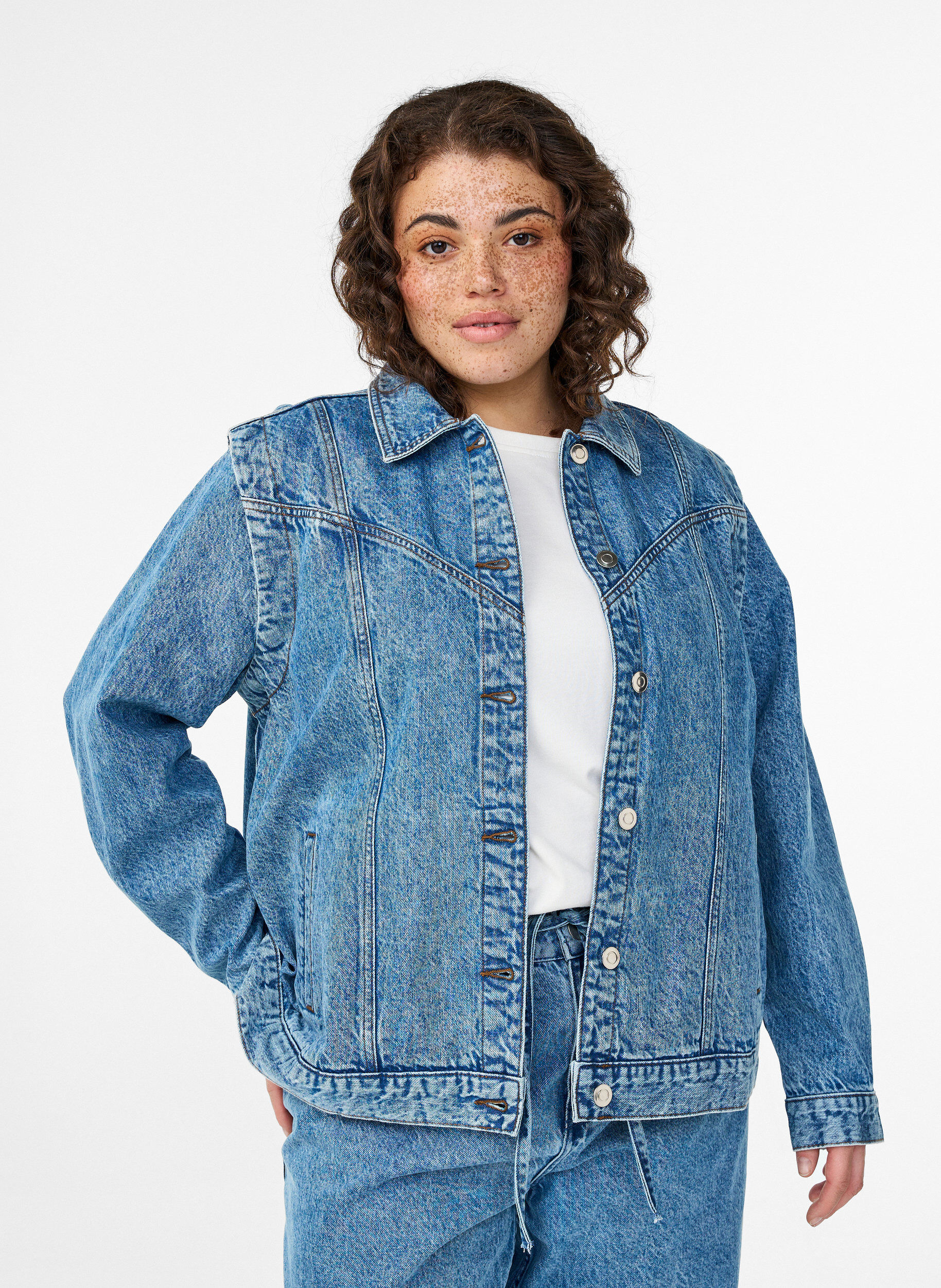 Veste en jean avec manches amovibles, Bleu Clair, Model