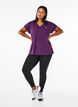 T-shirt de sport ample avec col en V, Violet, Model image number 1