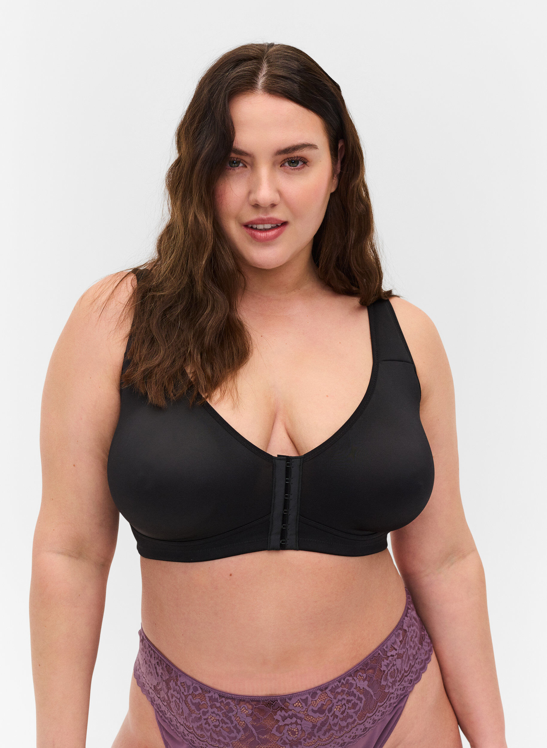 Zizzi Soutien-gorge avec fermeture frontale, Black, Model image number 0