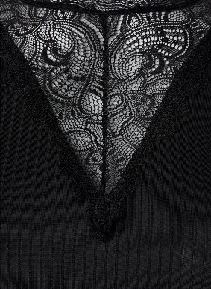 Blouse avec de la dentelle et des manches longues, Black, Packshot image number 2