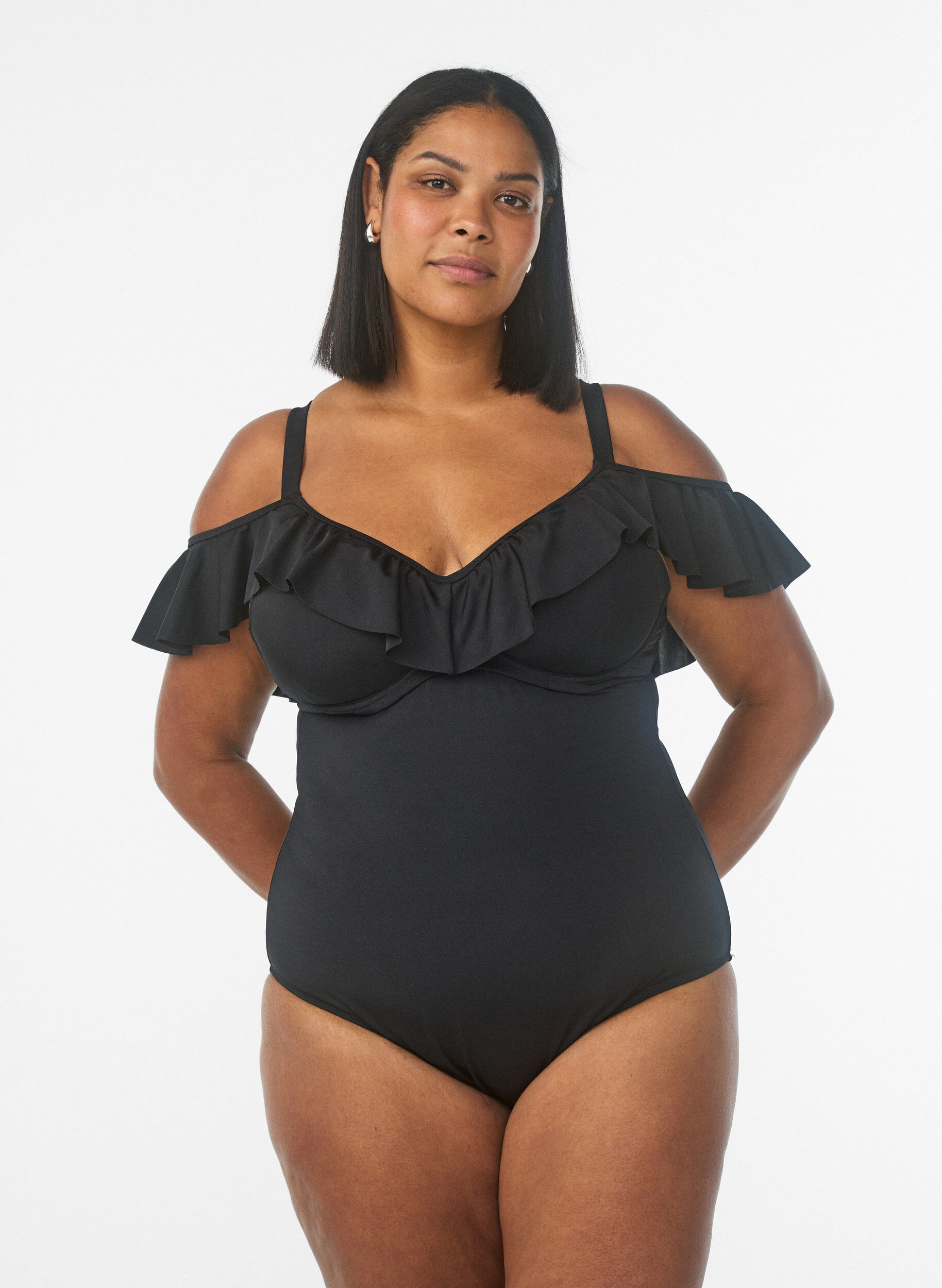 Zizzi Maillot de bain avec armatures et volants, Noir, Model image number 0