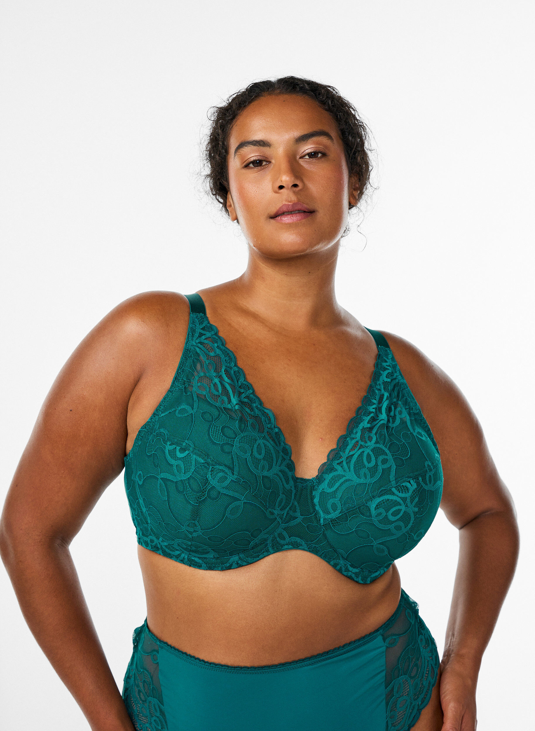 Soutien-gorge rembourr&eacute; &agrave; armatures en dentelle, Vert, Model