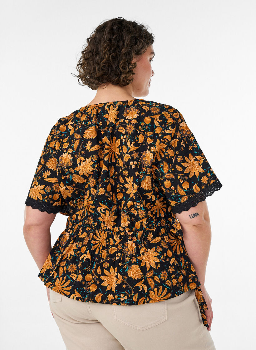 Blouse fleurie en coton avec lien &agrave; nouer, Orange, Model image number 2