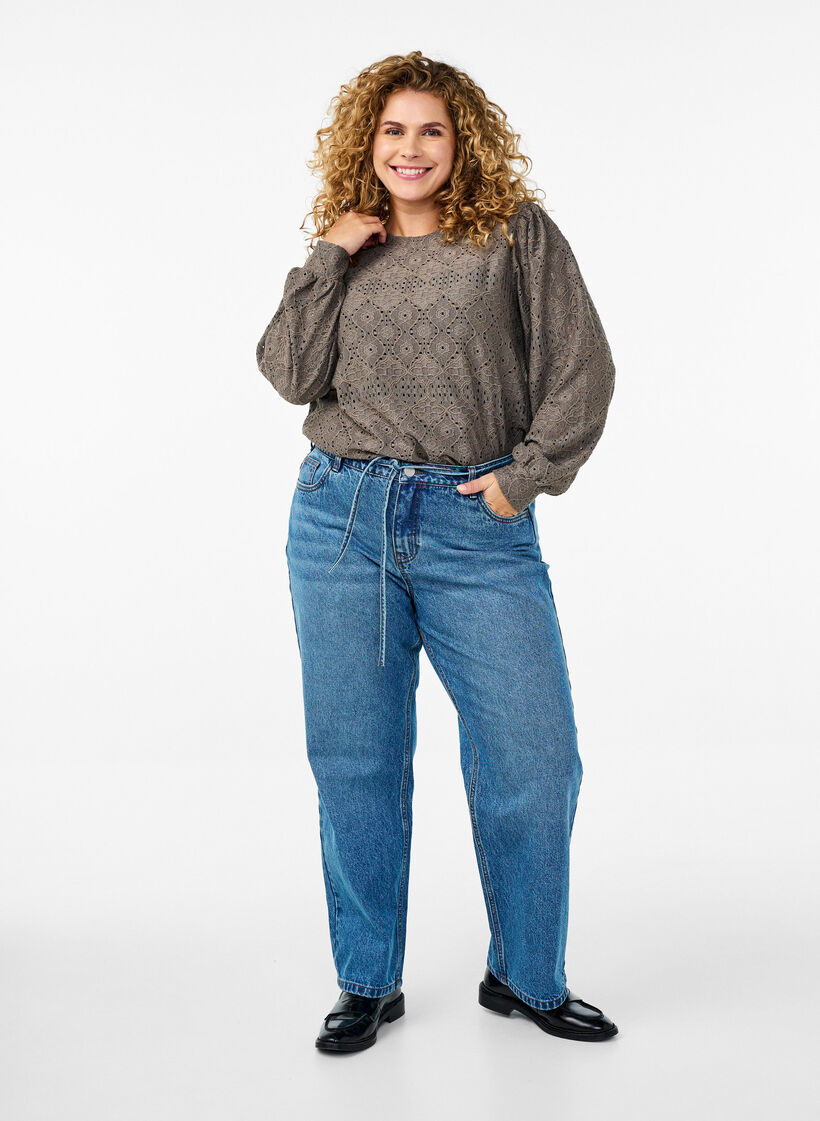 Chemisier à manches longues avec un motif ajouré, Marron, Model image number 1