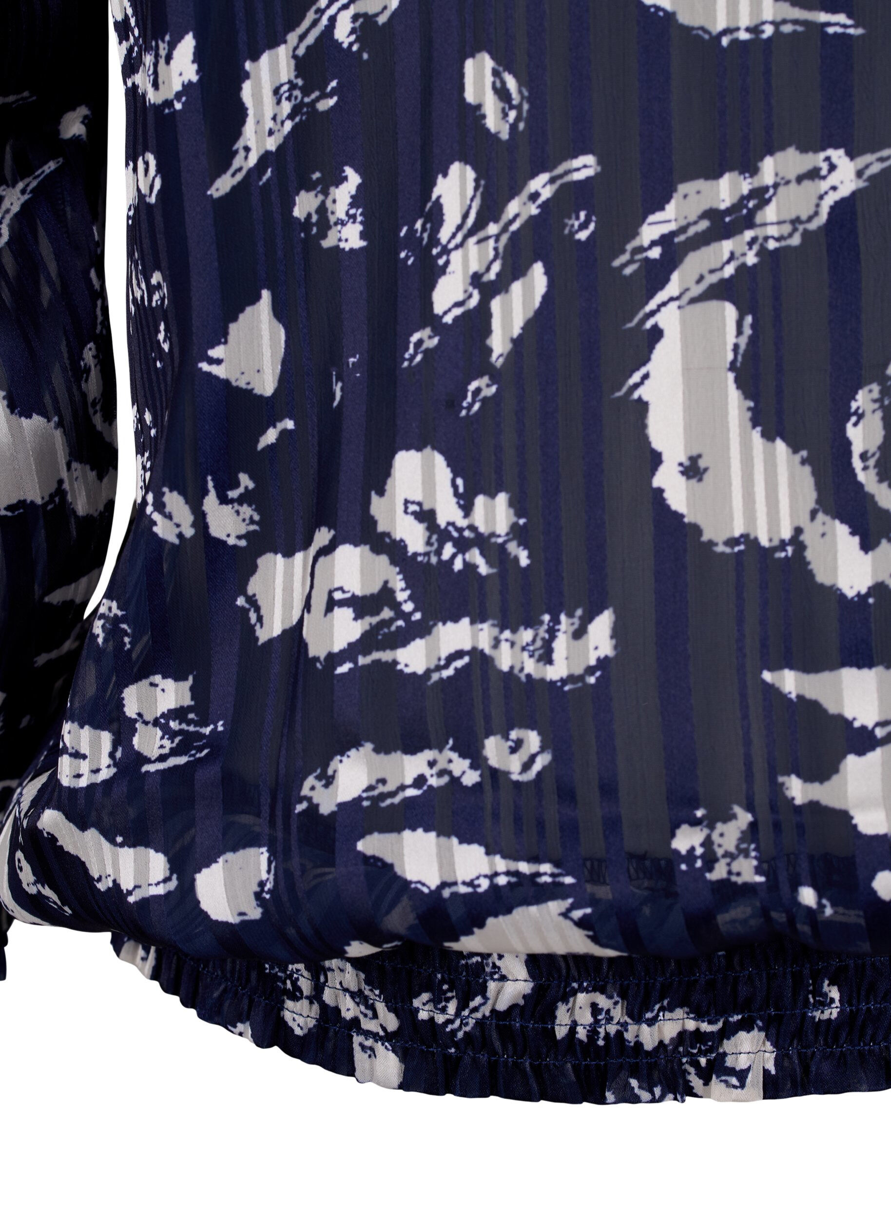 Zizzi Blouse imprim&eacute;e &agrave; smock, Blue Leaf AOP, Packshot image number 3