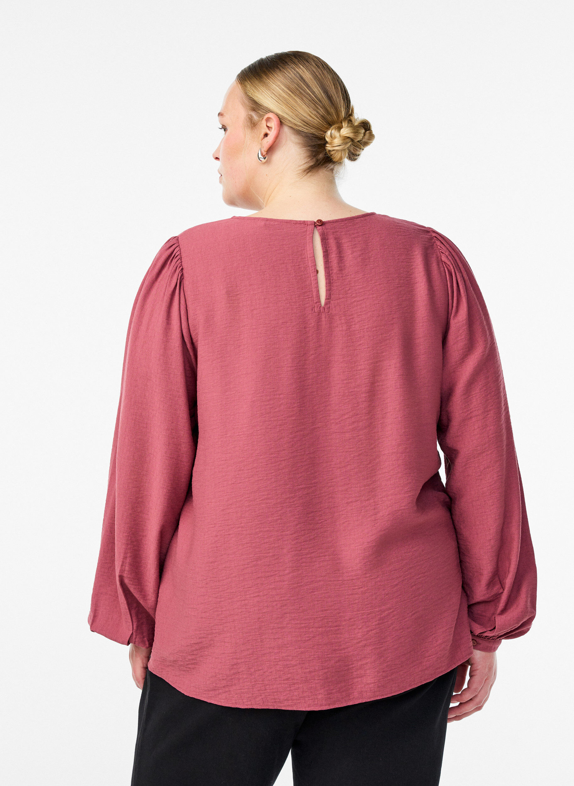 Zizzi Blouse en viscose &agrave; manches longues, Rose, Model image number 2