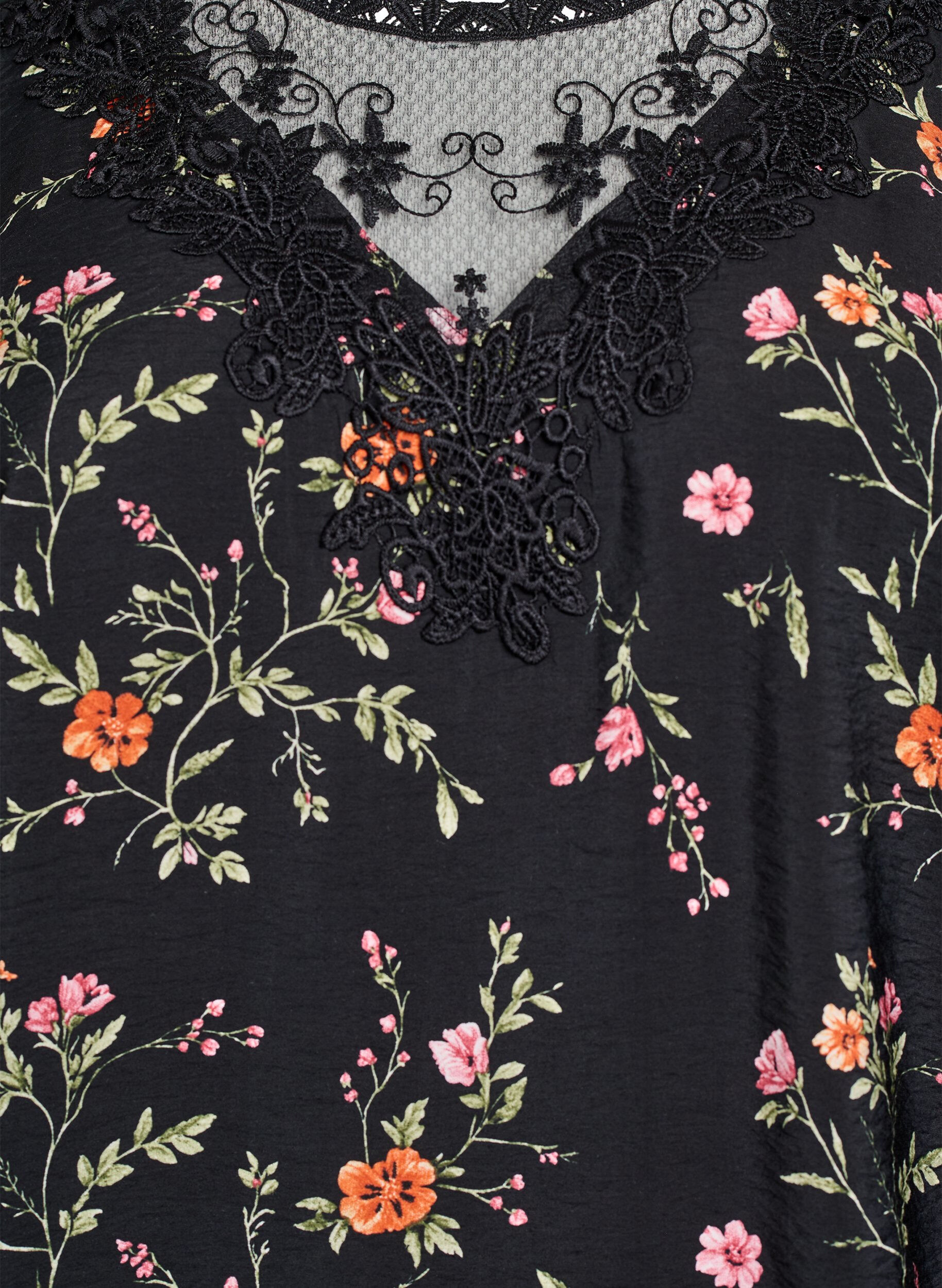 Zizzi Blouse avec manches 3/4 et d&eacute;tails en dentelle, Noir, Packshot image number 2