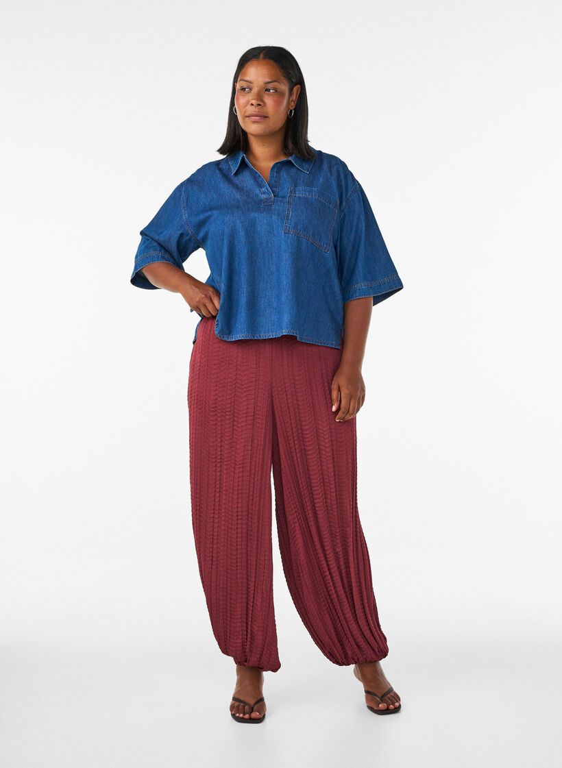 Pantalon ballon textur&eacute; avec ceinture &eacute;lastique, Bordeaux, Model image number 0