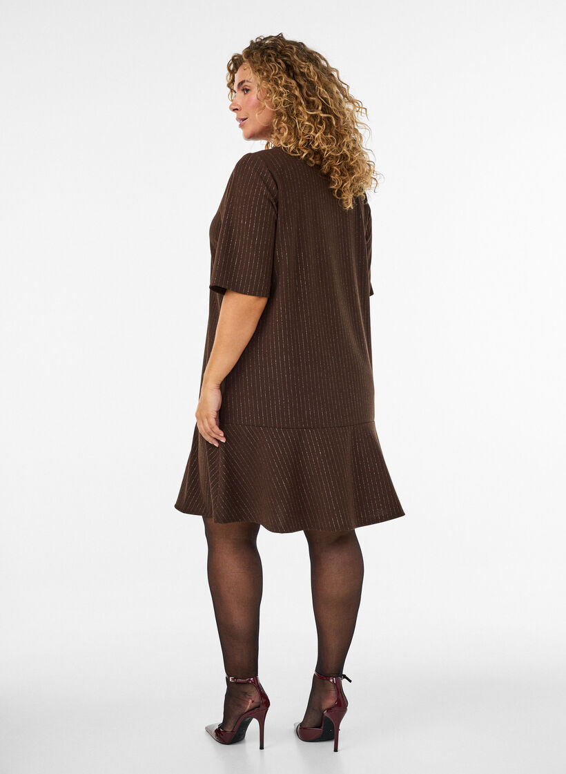 Robe courte coupe &eacute;vas&eacute;e avec des rayures paillet&eacute;es, Marron, Model image number 2