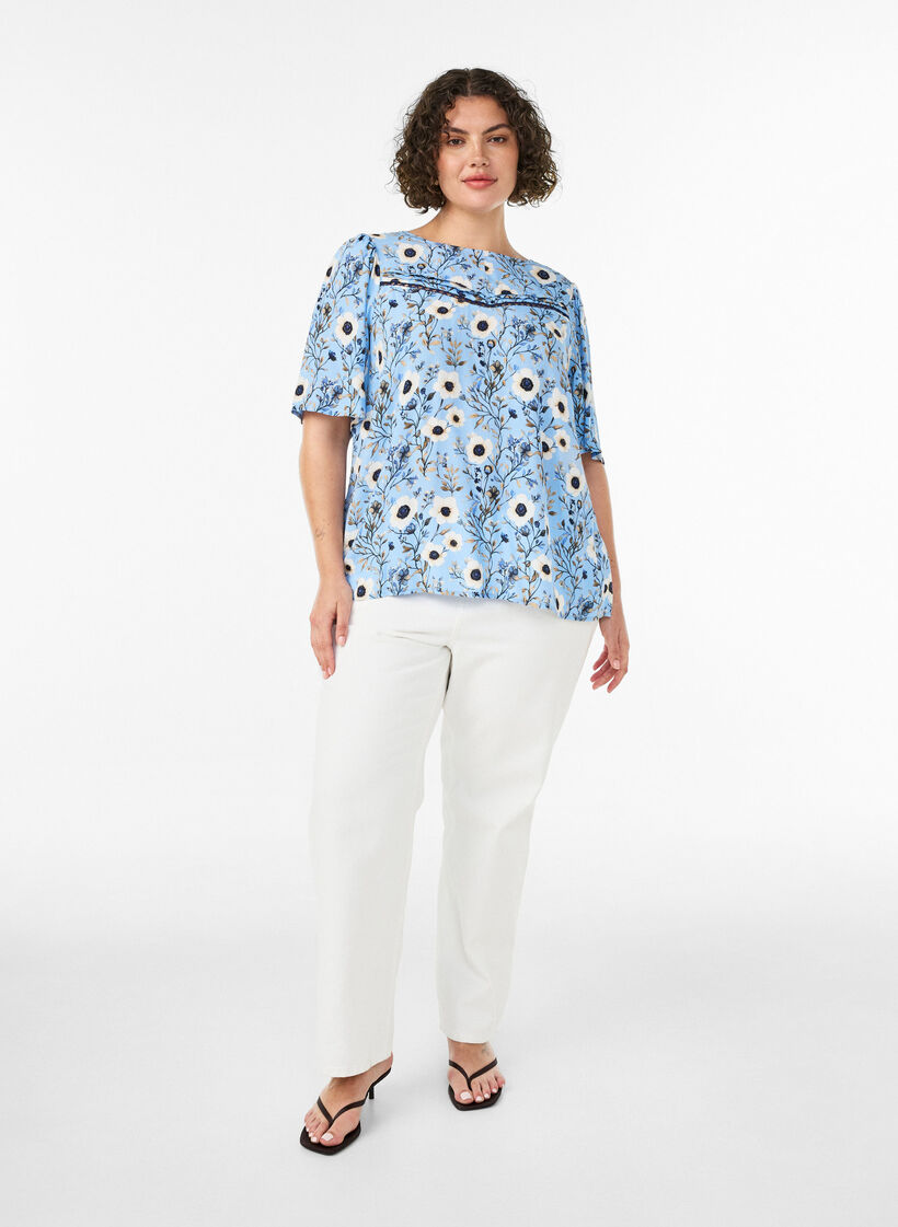 Blouse fleurie &agrave; manches courtes, Bleu, Model image number 1