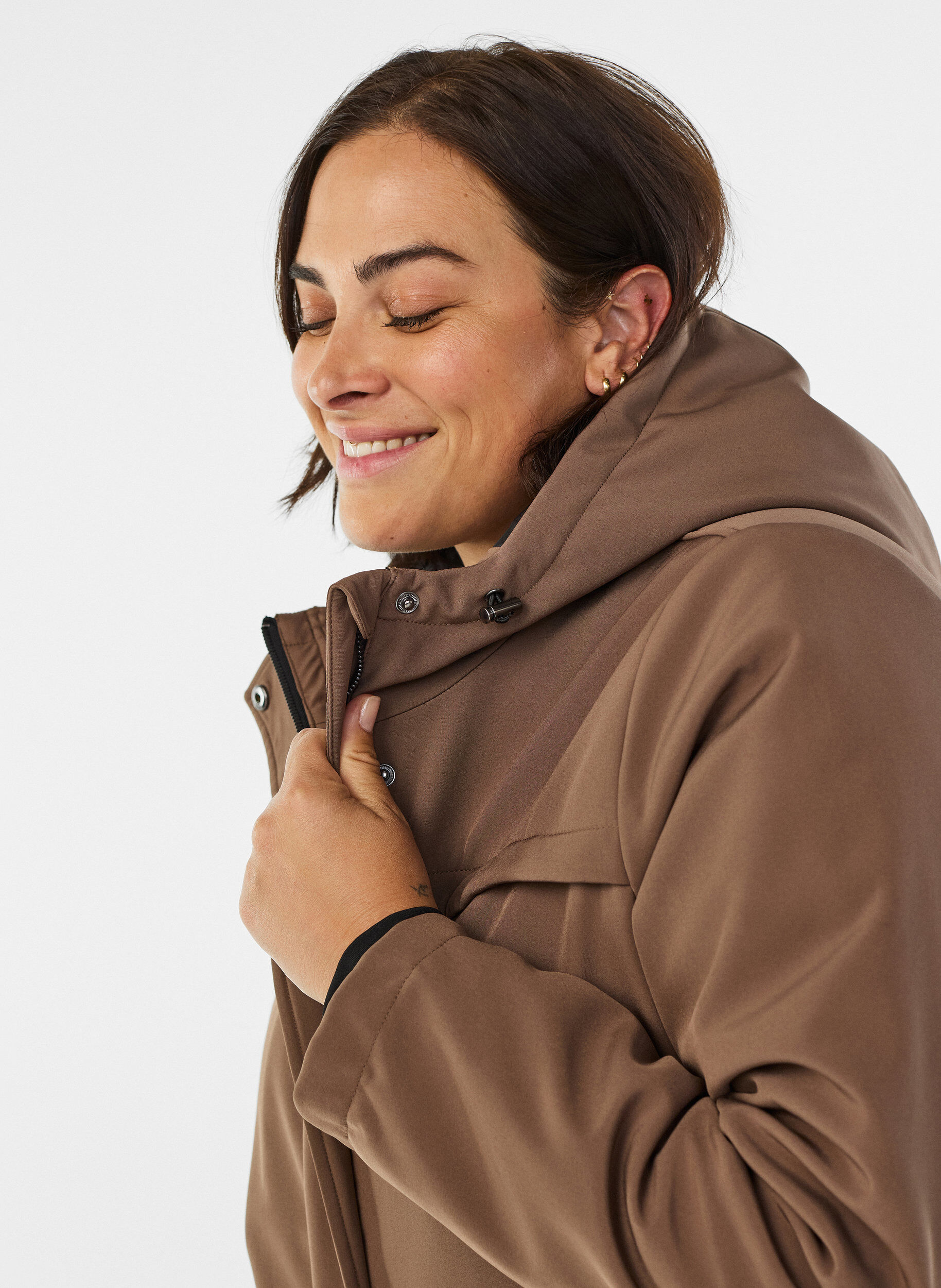 ZizziVeste softshell r&eacute;sistante &agrave; l'eau avec doublure matelass&eacute;e, Marron, Model image number 4