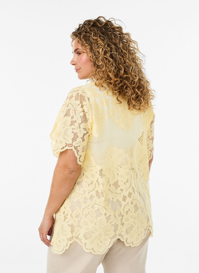 Blouse en dentelle avec col &agrave; volants et manches courtes, Jaune clair, Model image number 2