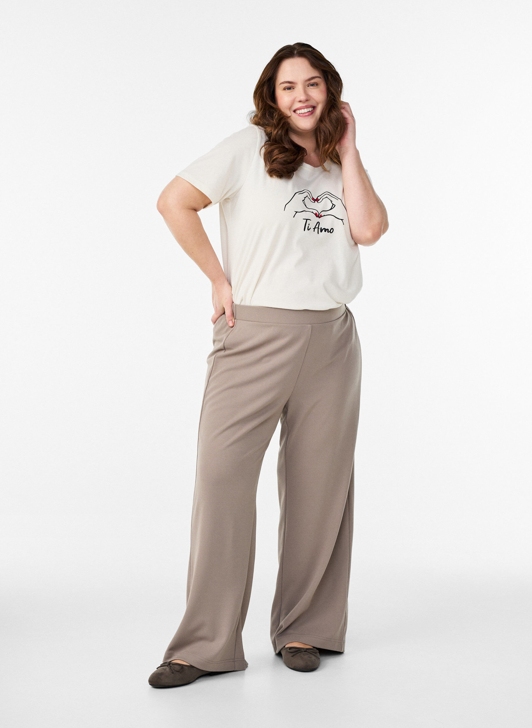 Zizzi FLASH - Pantalon ample, Beige, Model image number 0