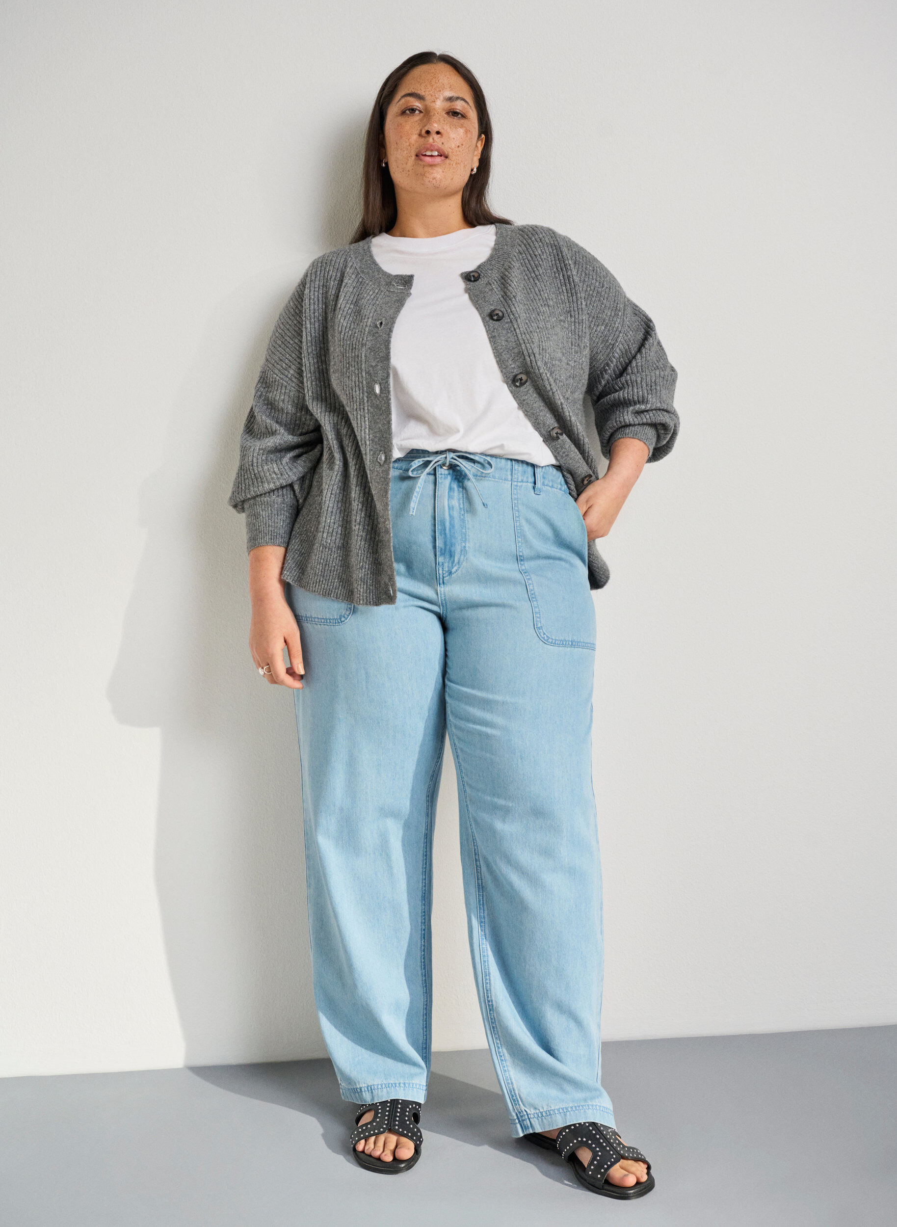 Extra Large - Sandales plates avec clous