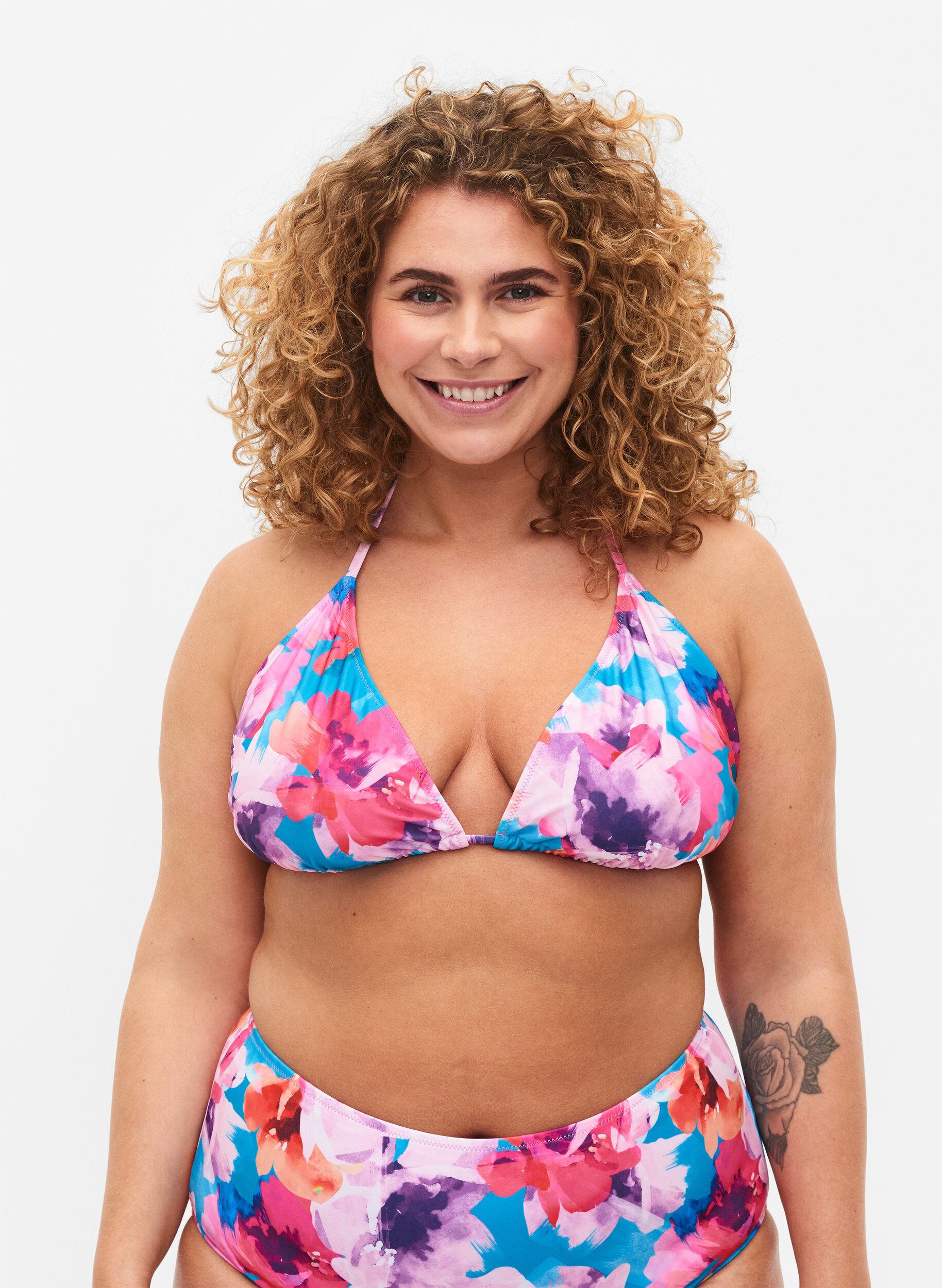 Zizzi Soutien-gorge bikini triangle avec imprim&eacute;, Rose, Model image number 0