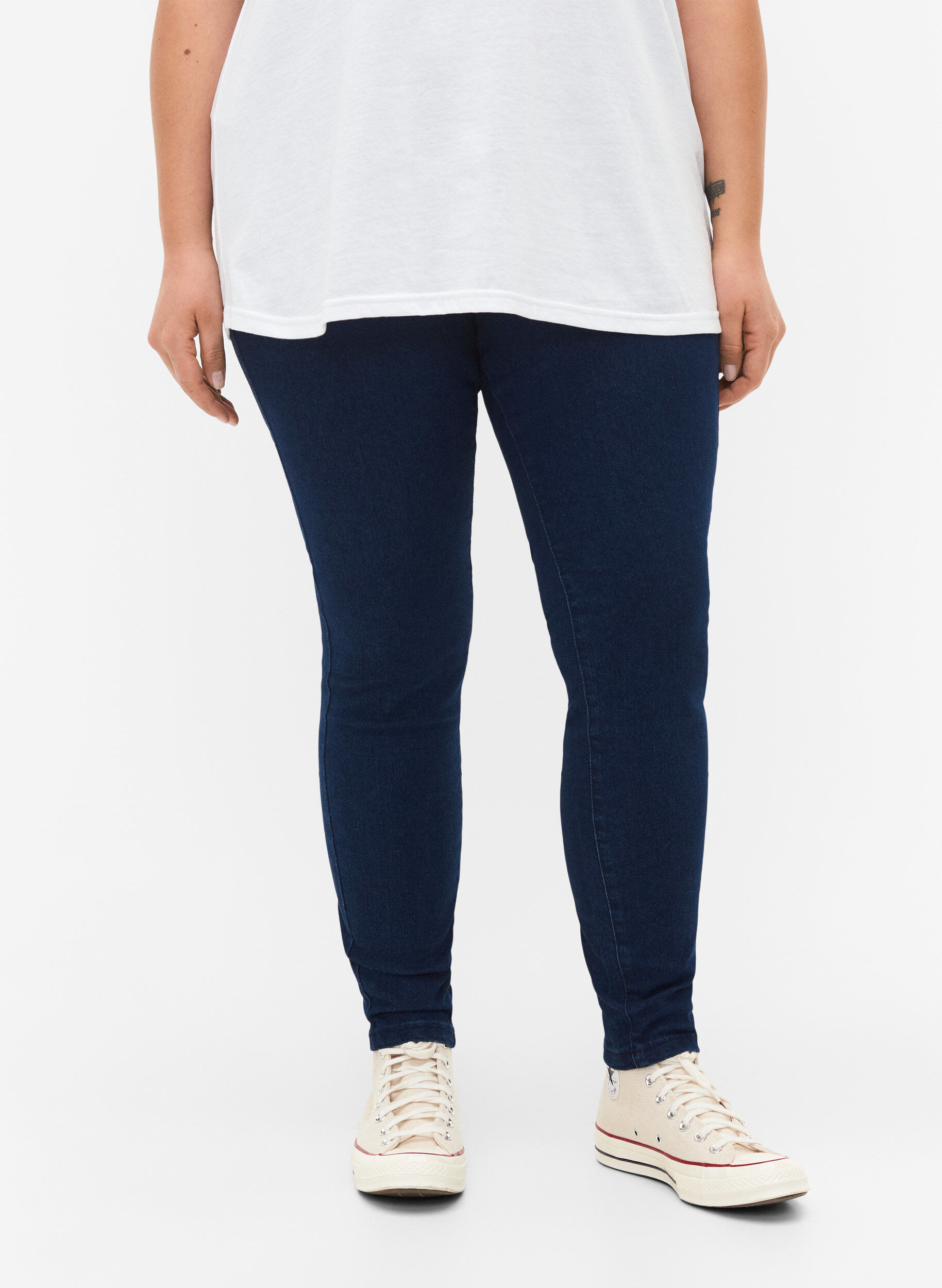 Zizzi FLASH - Jegging ajust&eacute; &agrave; taille haute, Blue denim, Model image number 2