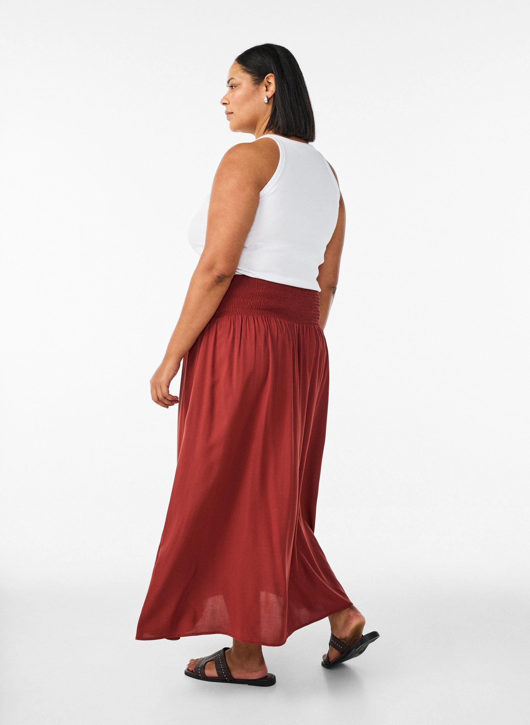 ZizziJupe longue en viscose avec smocks, Bordeaux, Model image number 1