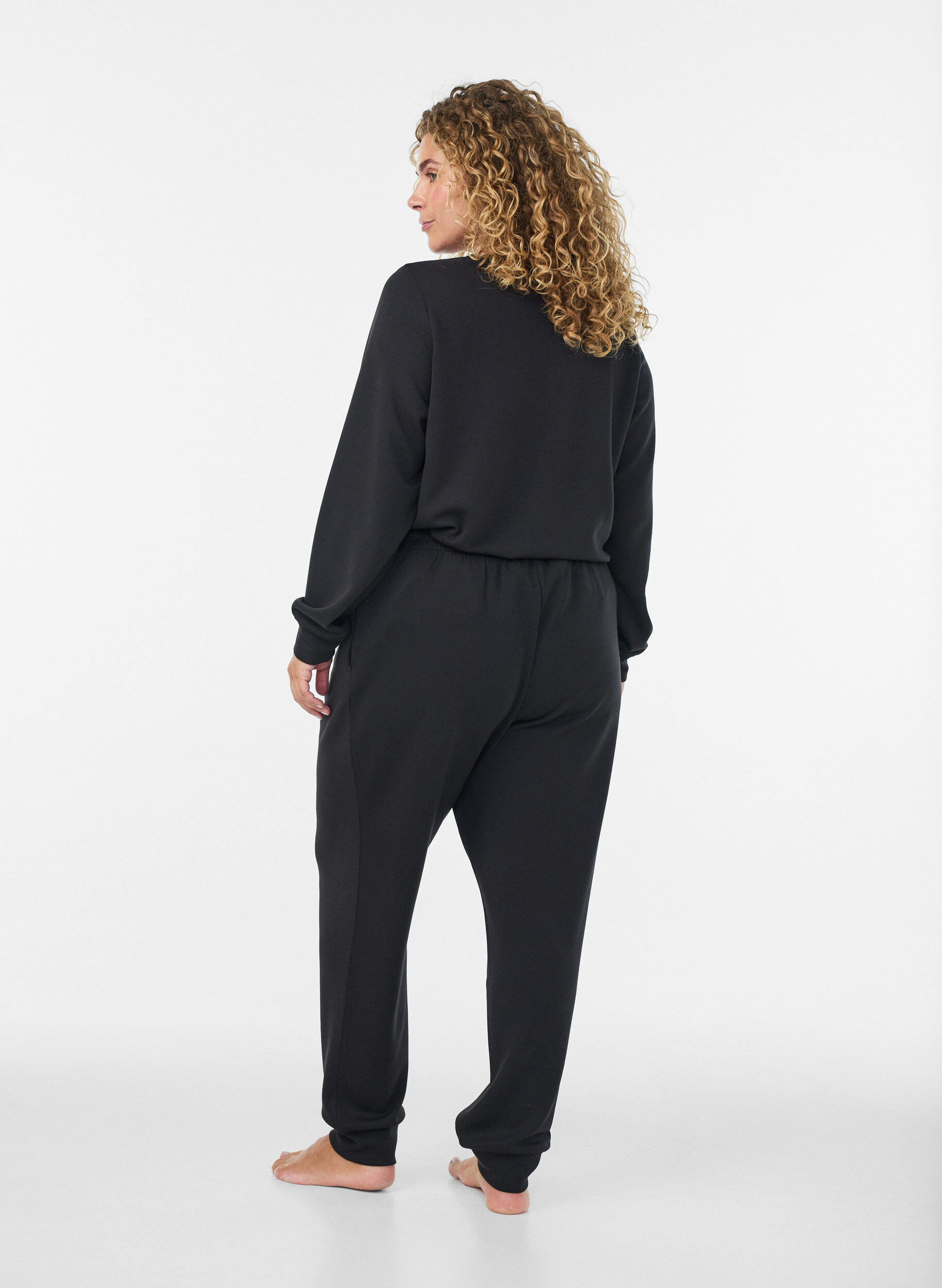 ZizziPantalon en jersey taille haute avec poches, Noir, Model image number 1