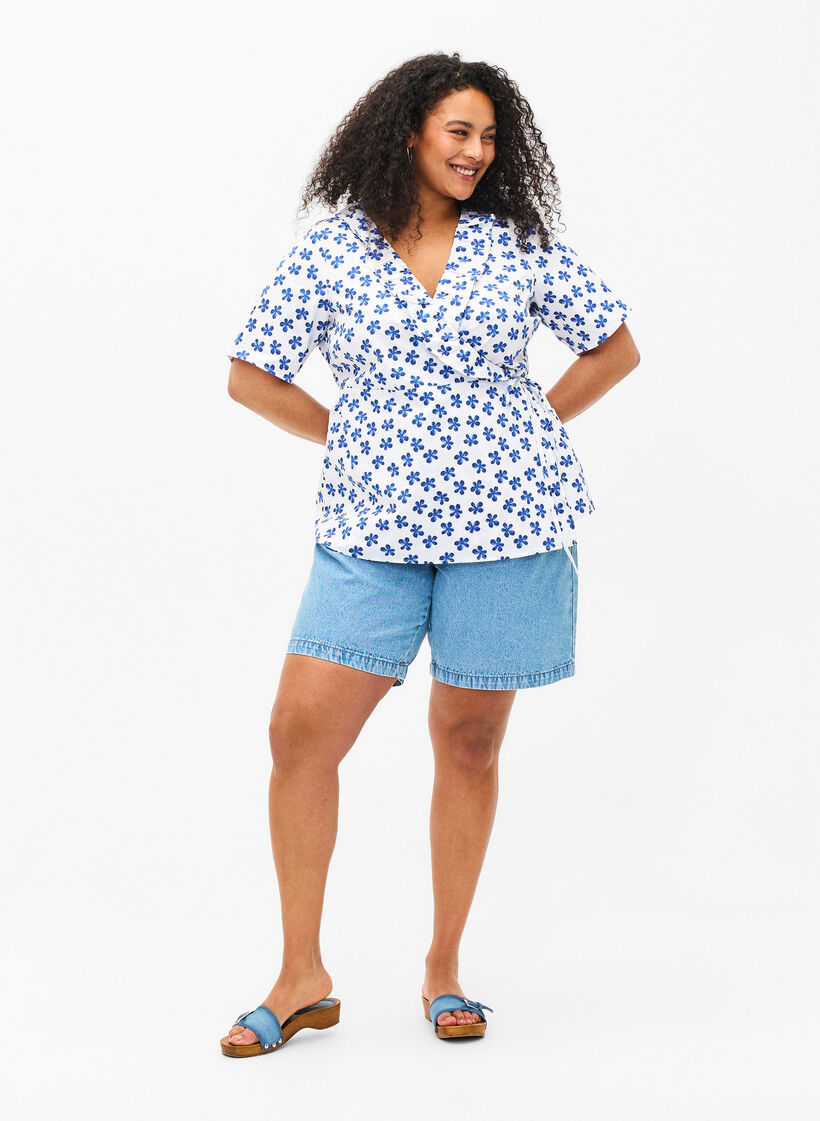 Chemisier portefeuille en coton à imprimé floral, B.White/Small Flower, Model image number 2