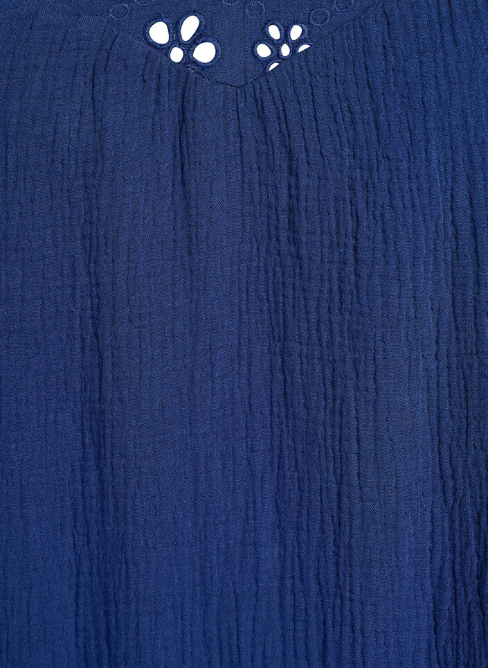 Blouse en mousseline de coton avec broderie anglaise et manches 1/2, Bleu, Packshot image number 2